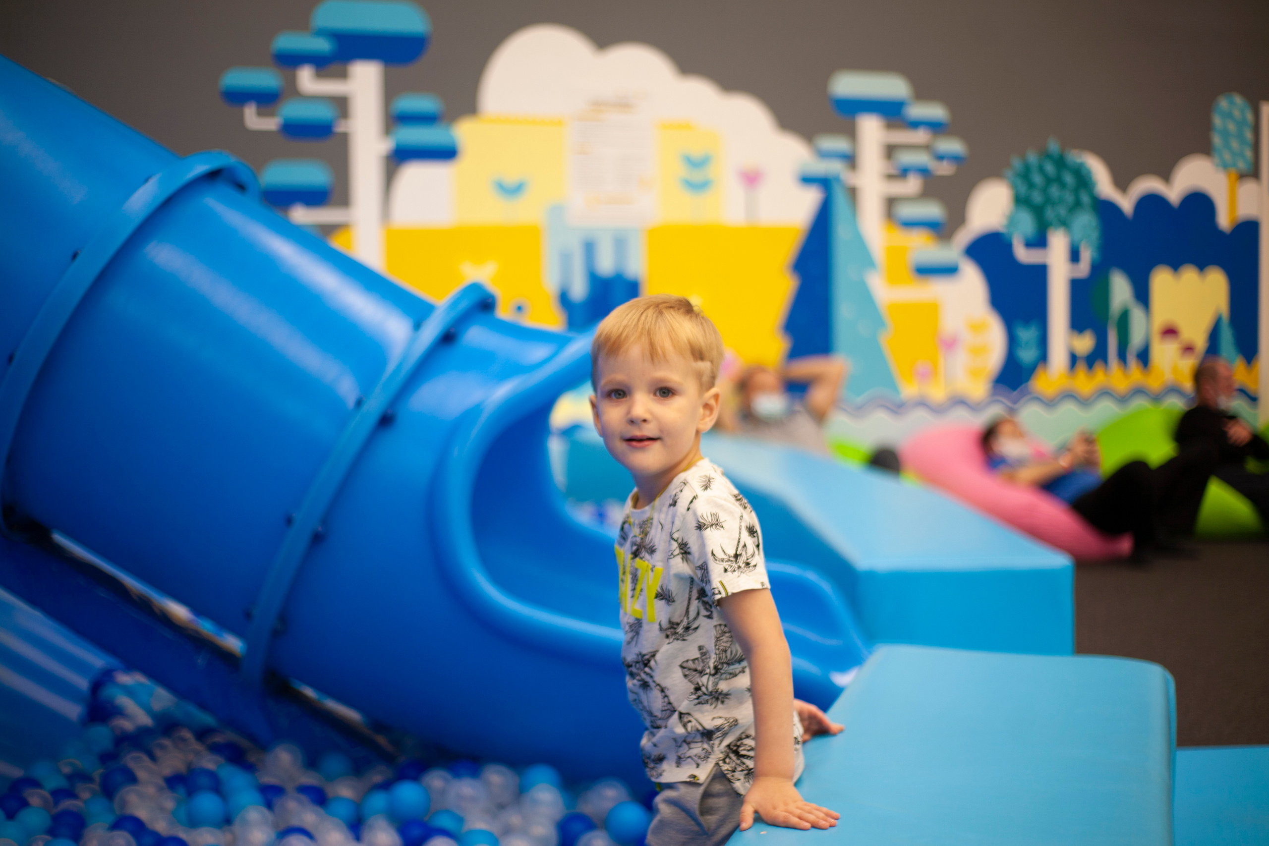 День рождения Арсюши и Стасеньки. Альбомы с самого детства. +79237847111