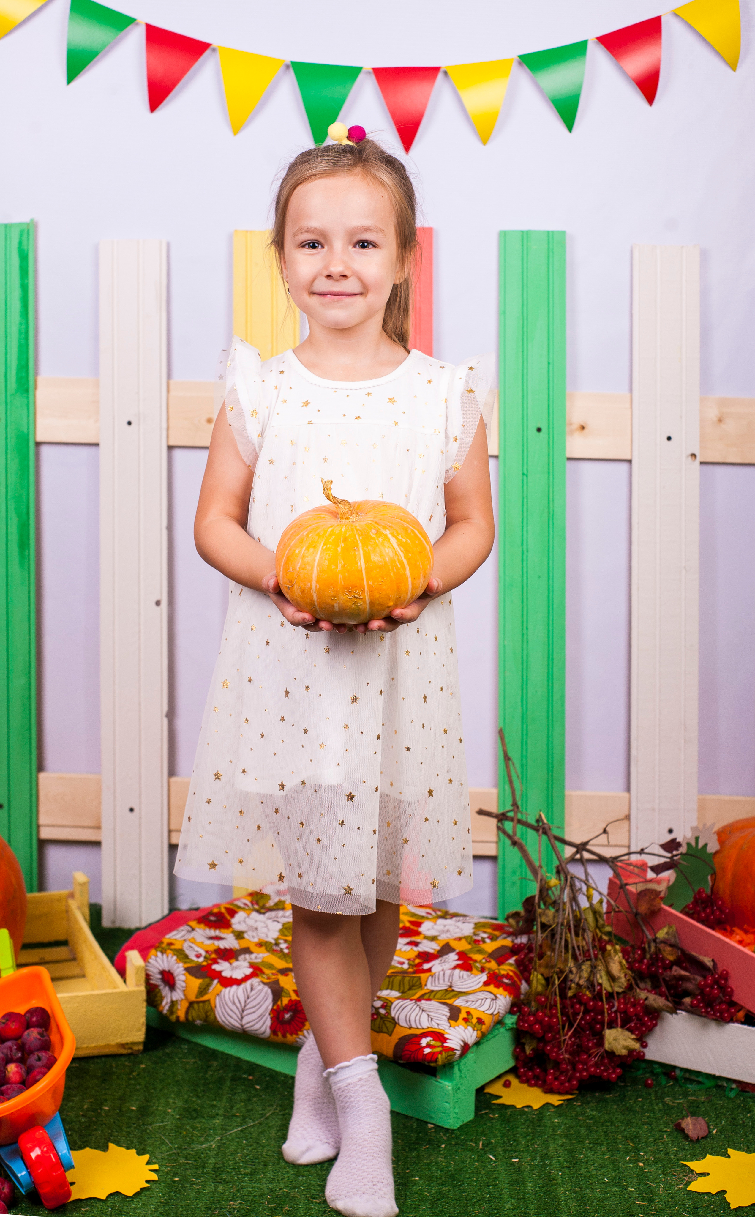 Осенняя фотосессия 2022. Альбомы с самого детства. +79237847111