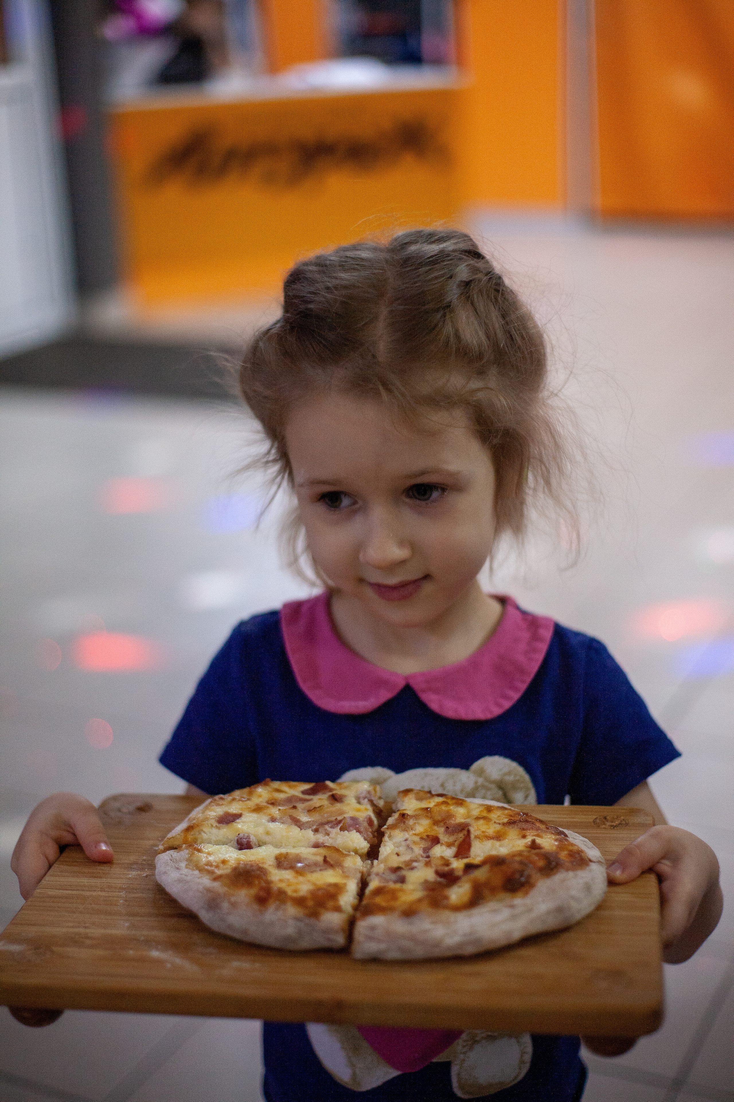 День рождения Кирочки. Альбомы с самого детства. +79237847111