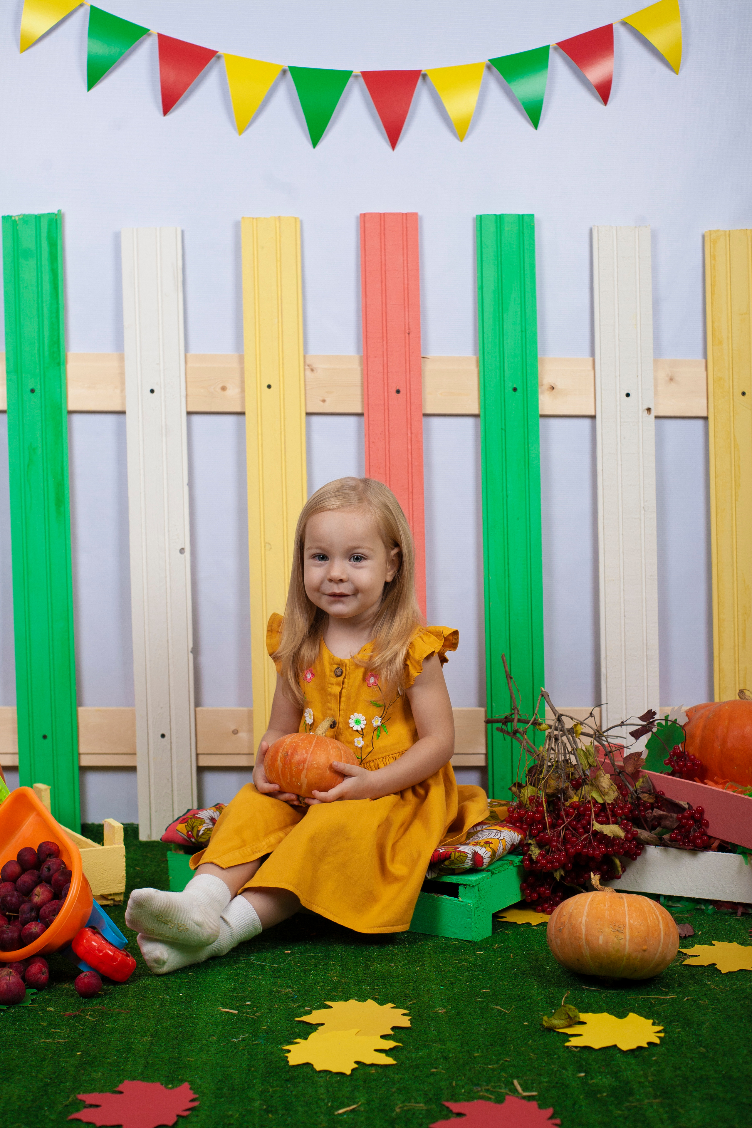 Осенняя фотосессия 2022. Альбомы с самого детства. +79237847111