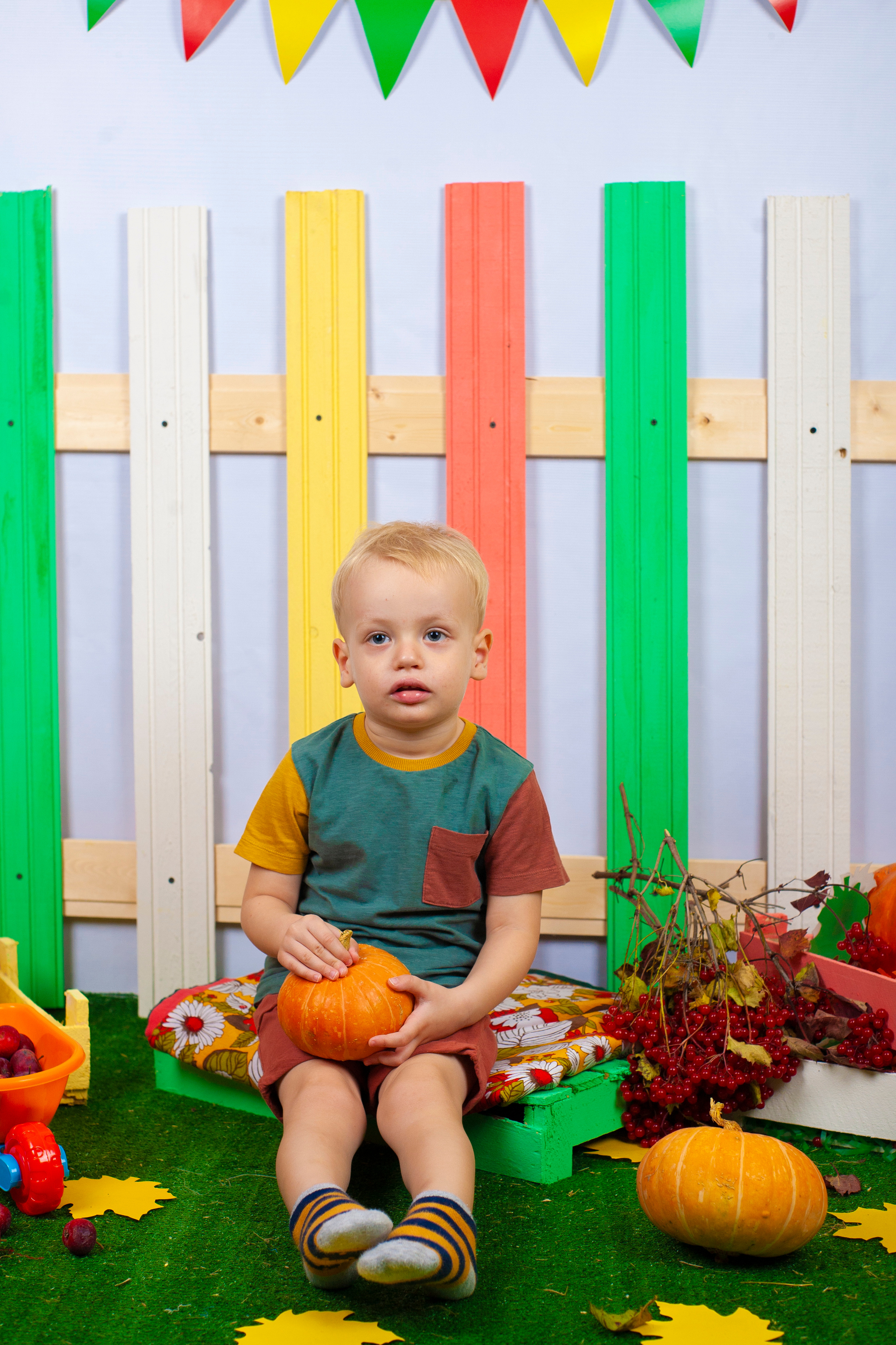 Осенняя фотосессия 2022. Альбомы с самого детства. +79237847111