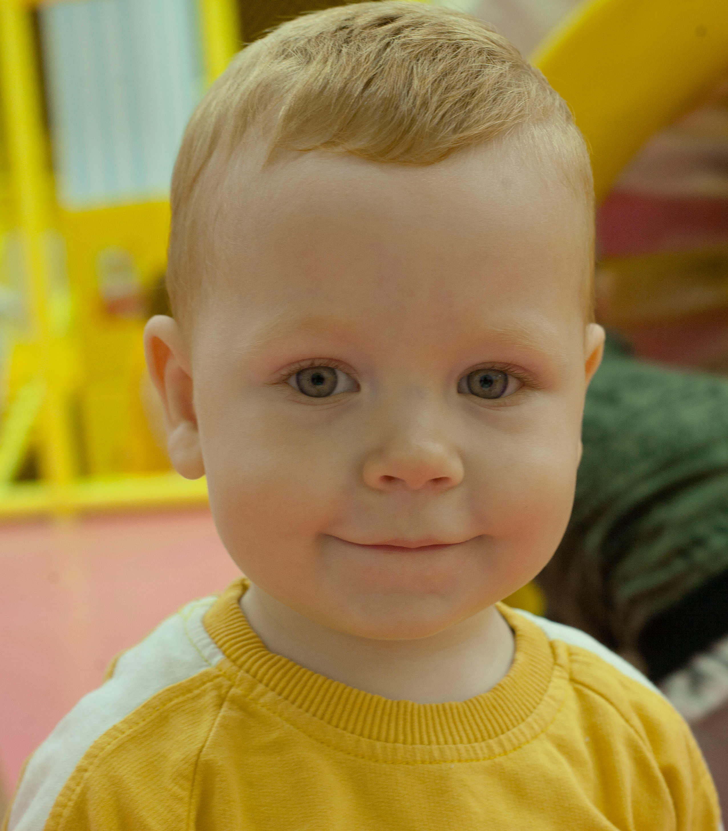 День рождения Арсюши и Стасеньки. Альбомы с самого детства. +79237847111