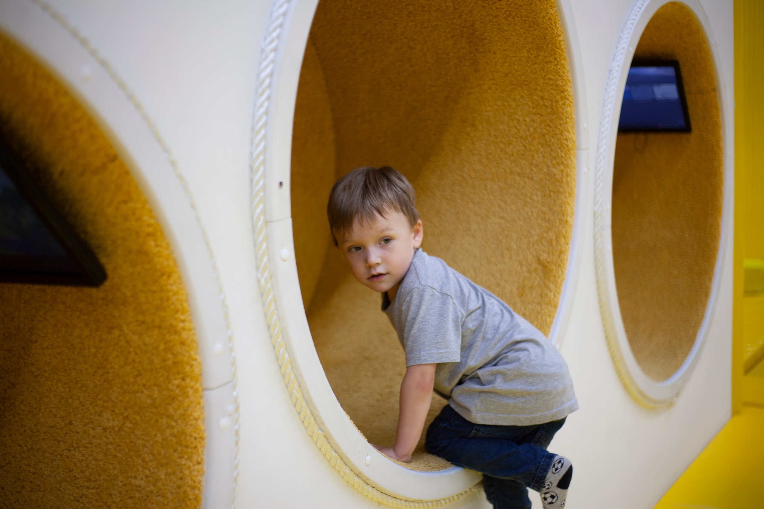 День рождения Арсюши и Стасеньки. Альбомы с самого детства. +79237847111