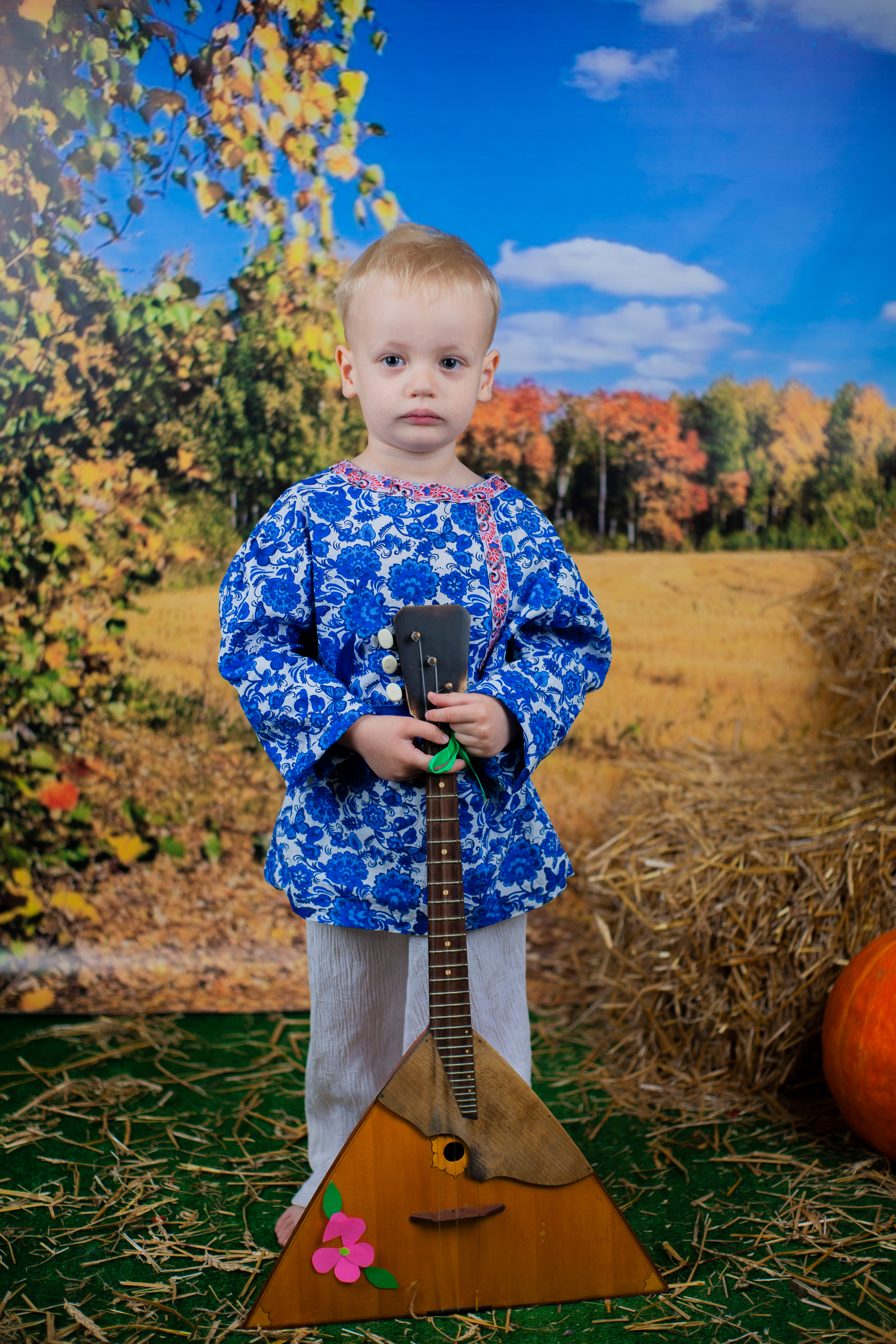 Осенняя фотосессия 2022. Альбомы с самого детства. +79237847111