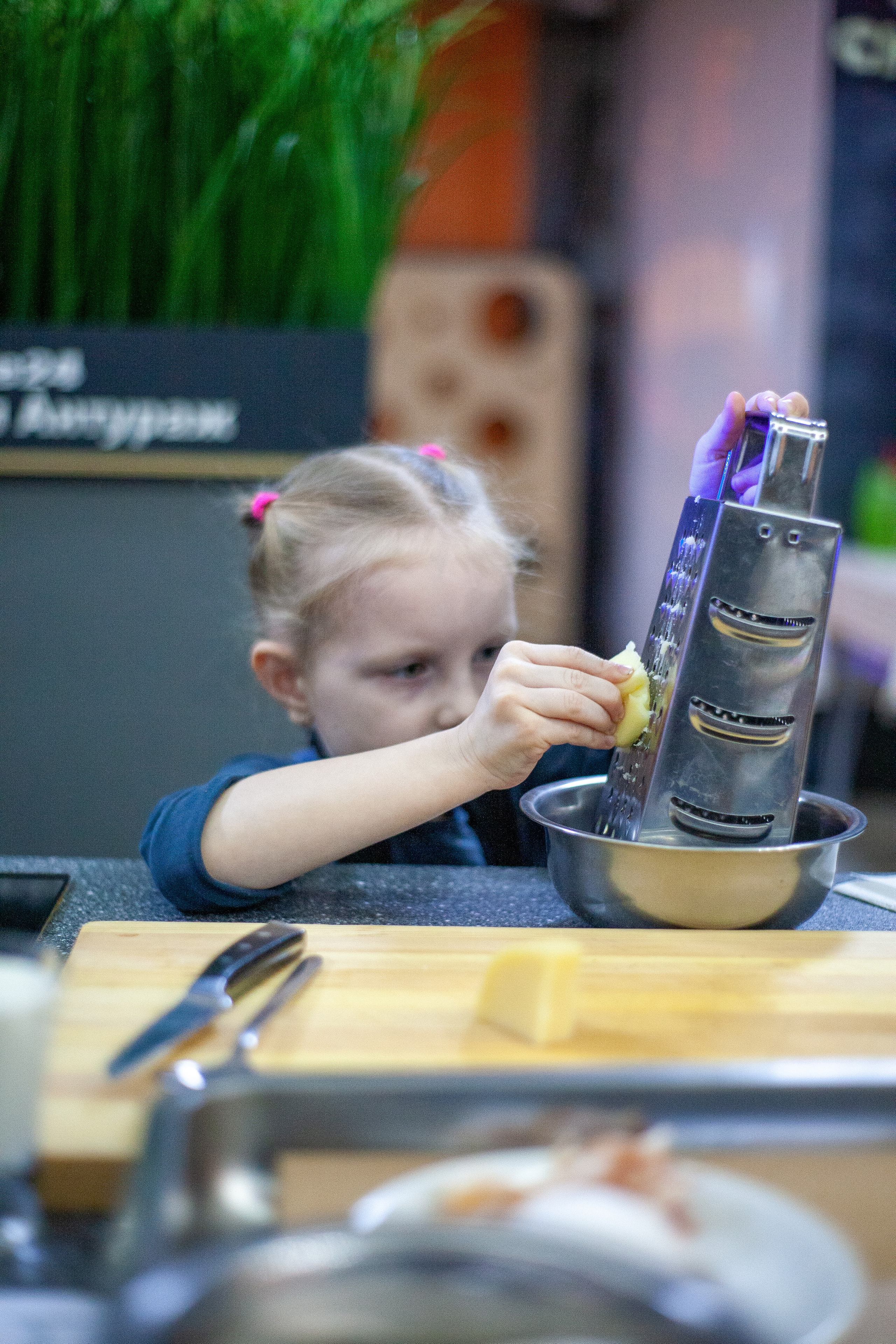 День рождения Кирочки. Альбомы с самого детства. +79237847111