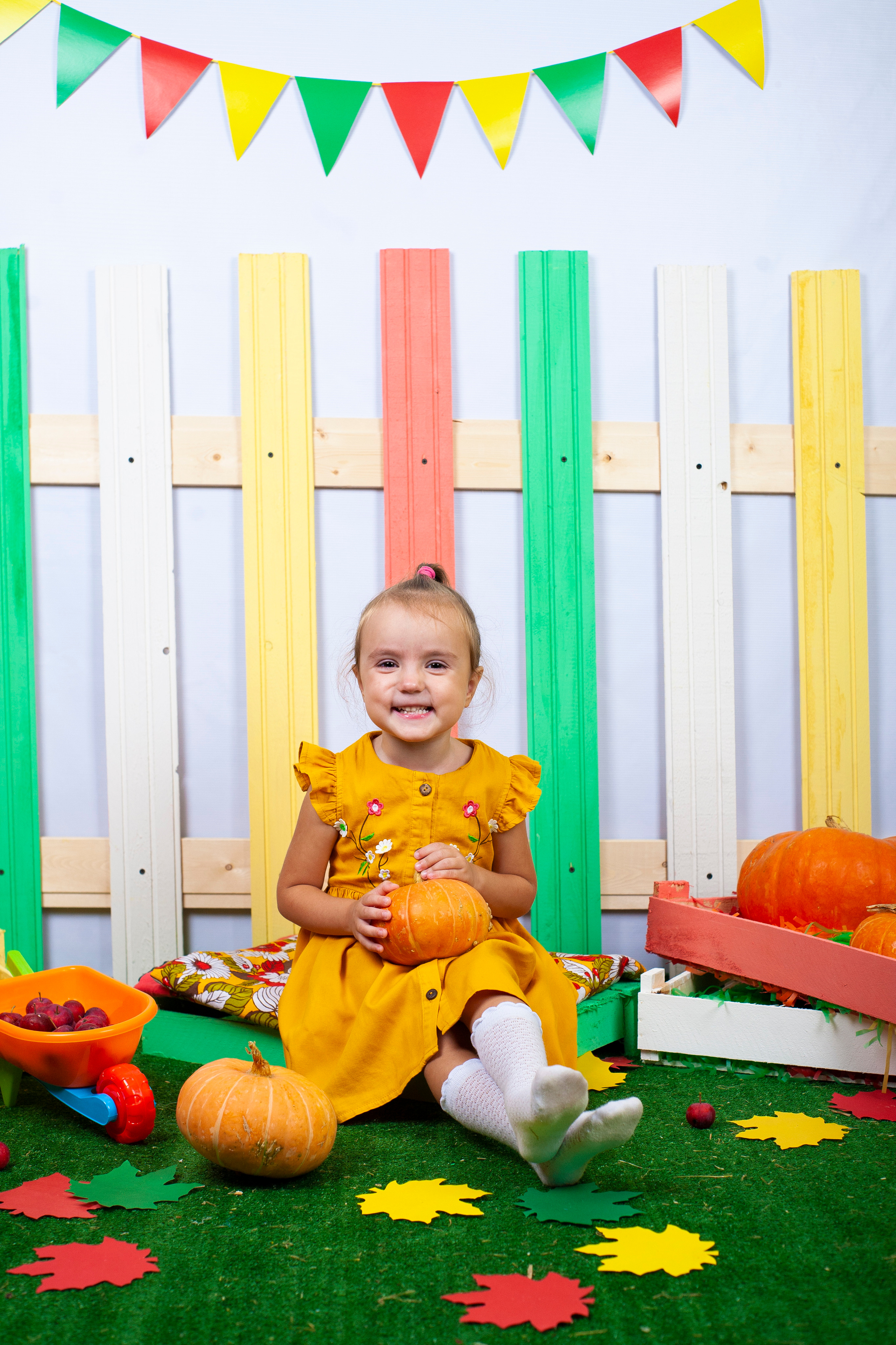 Осенняя фотосессия 2022. Альбомы с самого детства. +79237847111