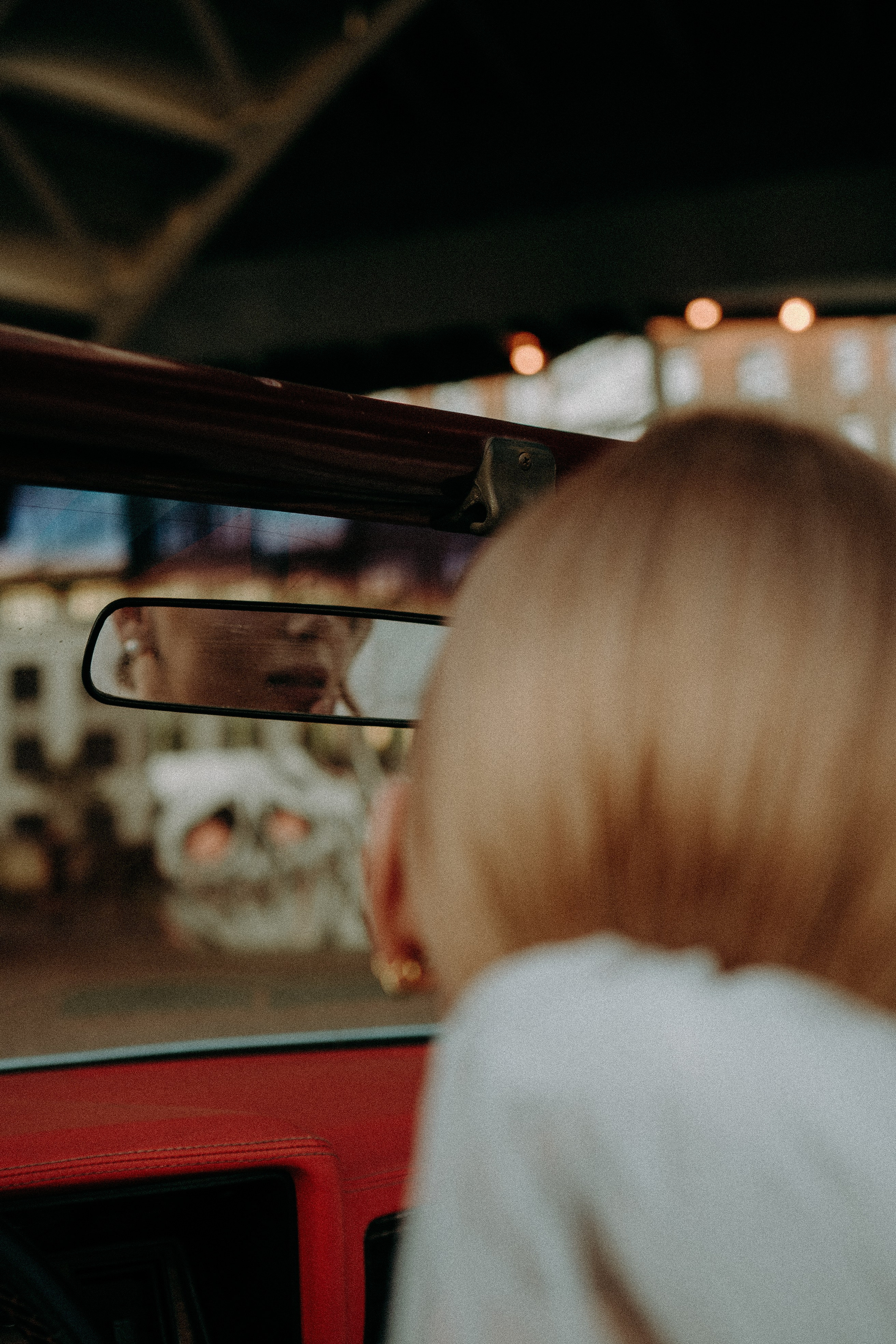 СВАДЕБНАЯ СЬЕМКА ВОЗЛЕ МСОТА БЕТАНКУРА НА КАБРИОЛЕТЕ. Профессиональный фотограф, Санкт-Петербург — Виктория Богомолова