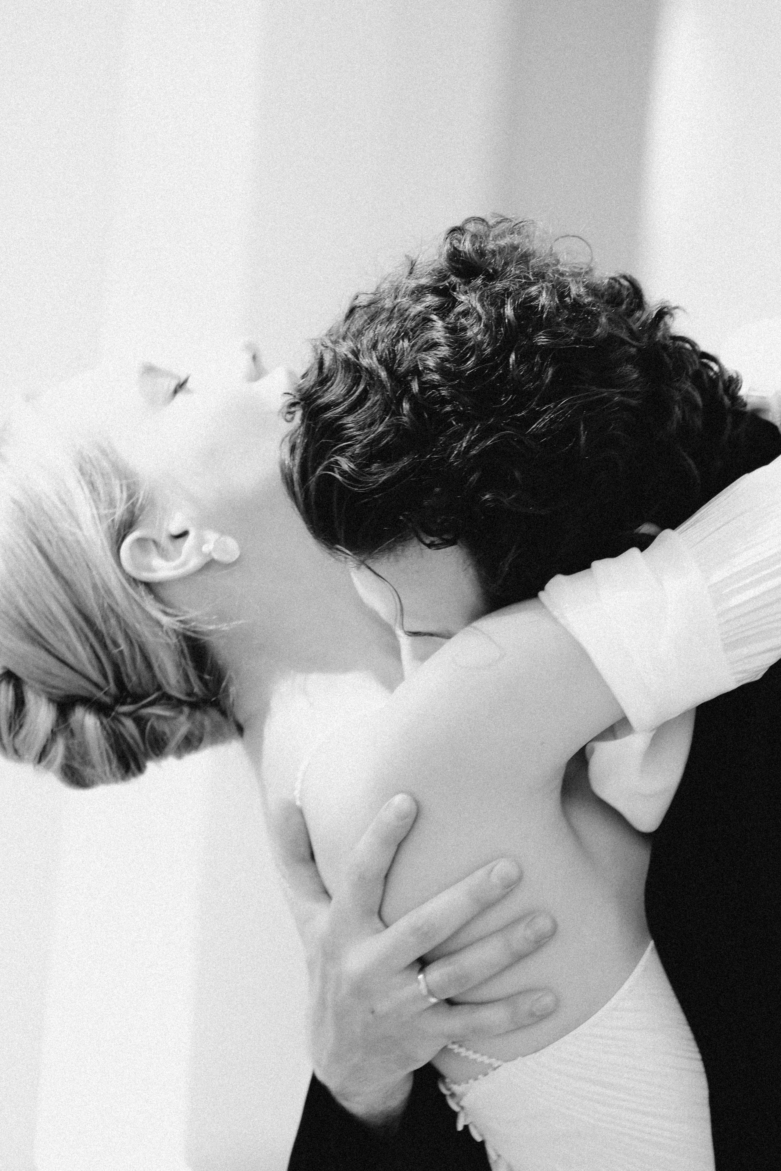 СВАДЕБНАЯ СЬЕМКА В ПАРКЕ ОРАНИЕНБАУМ. Профессиональный фотограф, Санкт-Петербург — Виктория Богомолова