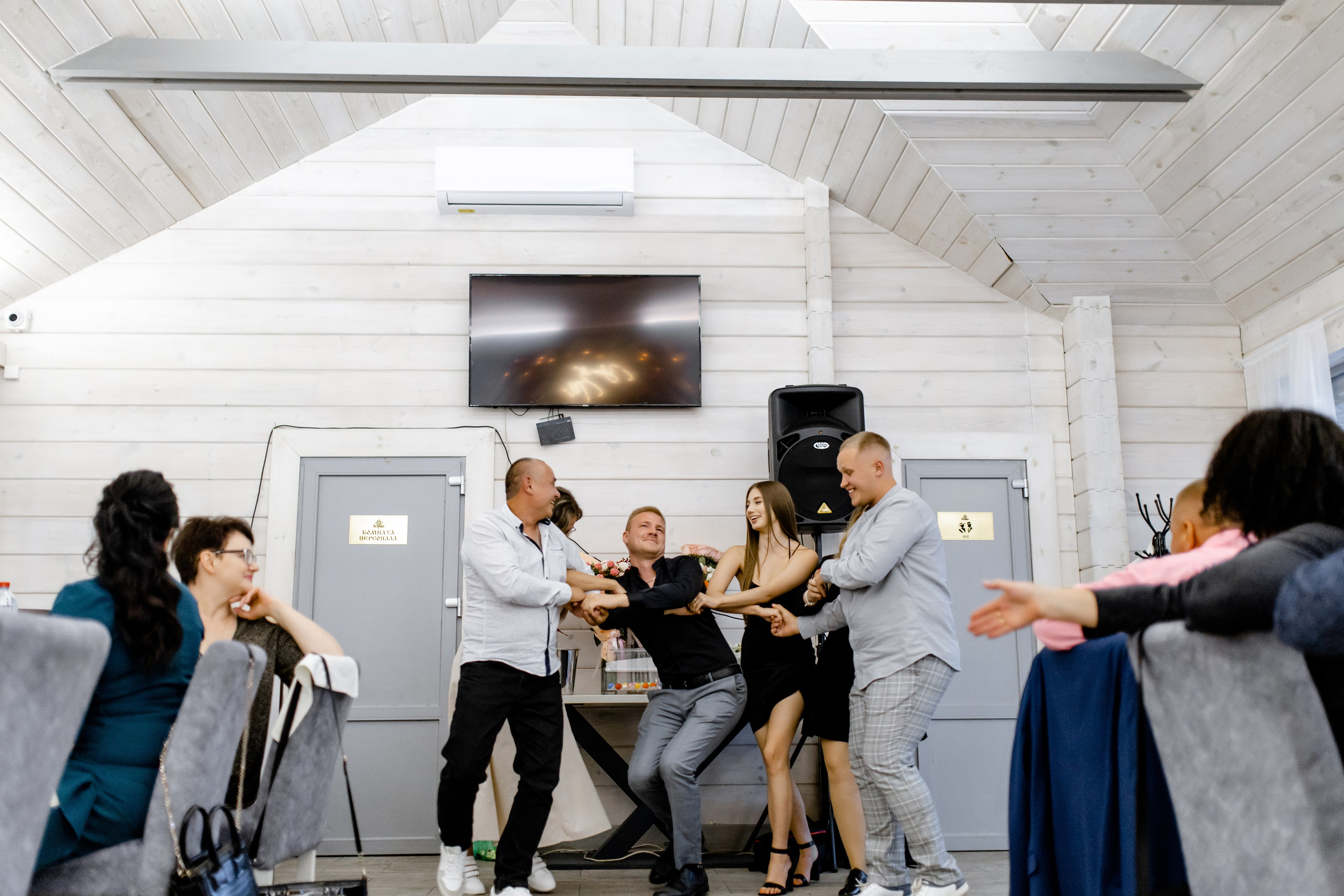 Свадебный день Никиты и Юли. Свадебный фотограф Анна Бабахина