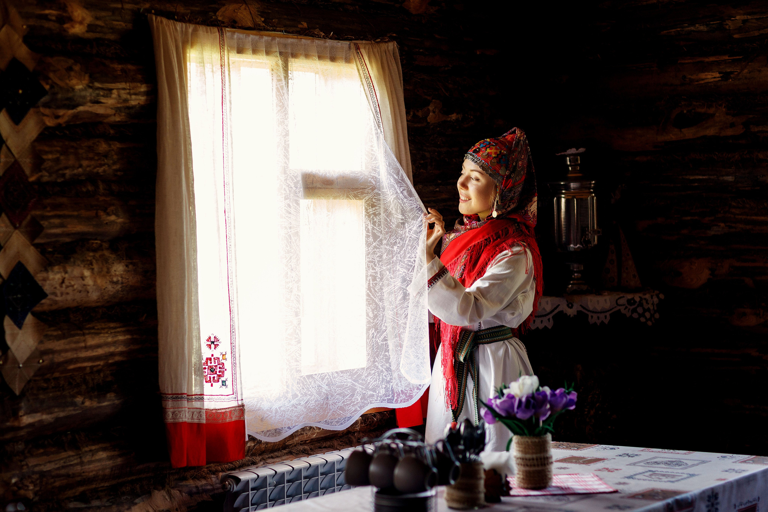 Фотосессия с Аней в этнокомплексе Ясна. Портретный и репортажный фотограф в Чебоксарах Андриян Чаркин