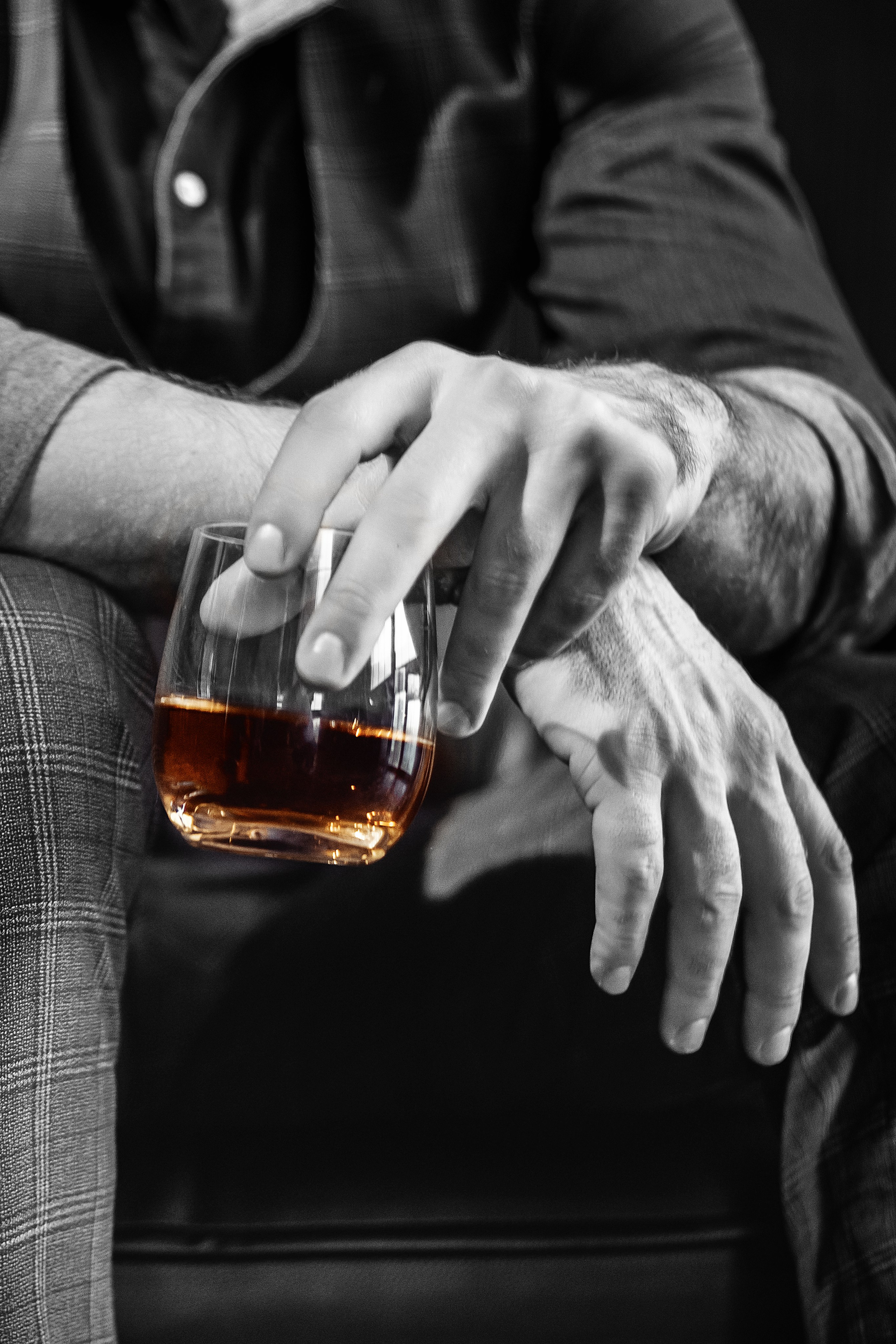 мужская фотосъемка в студии