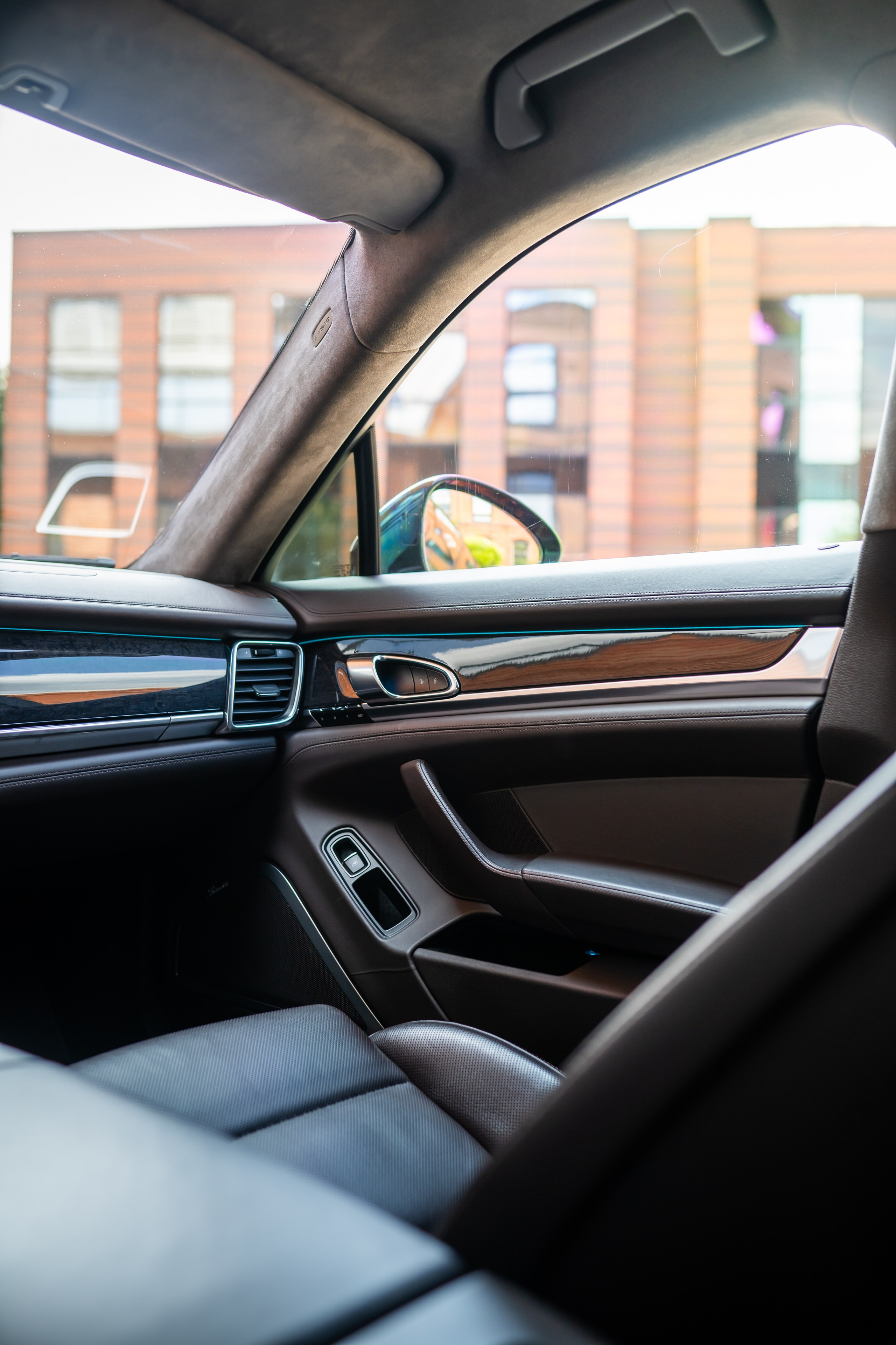 Porsche Panamera. Mirllaev