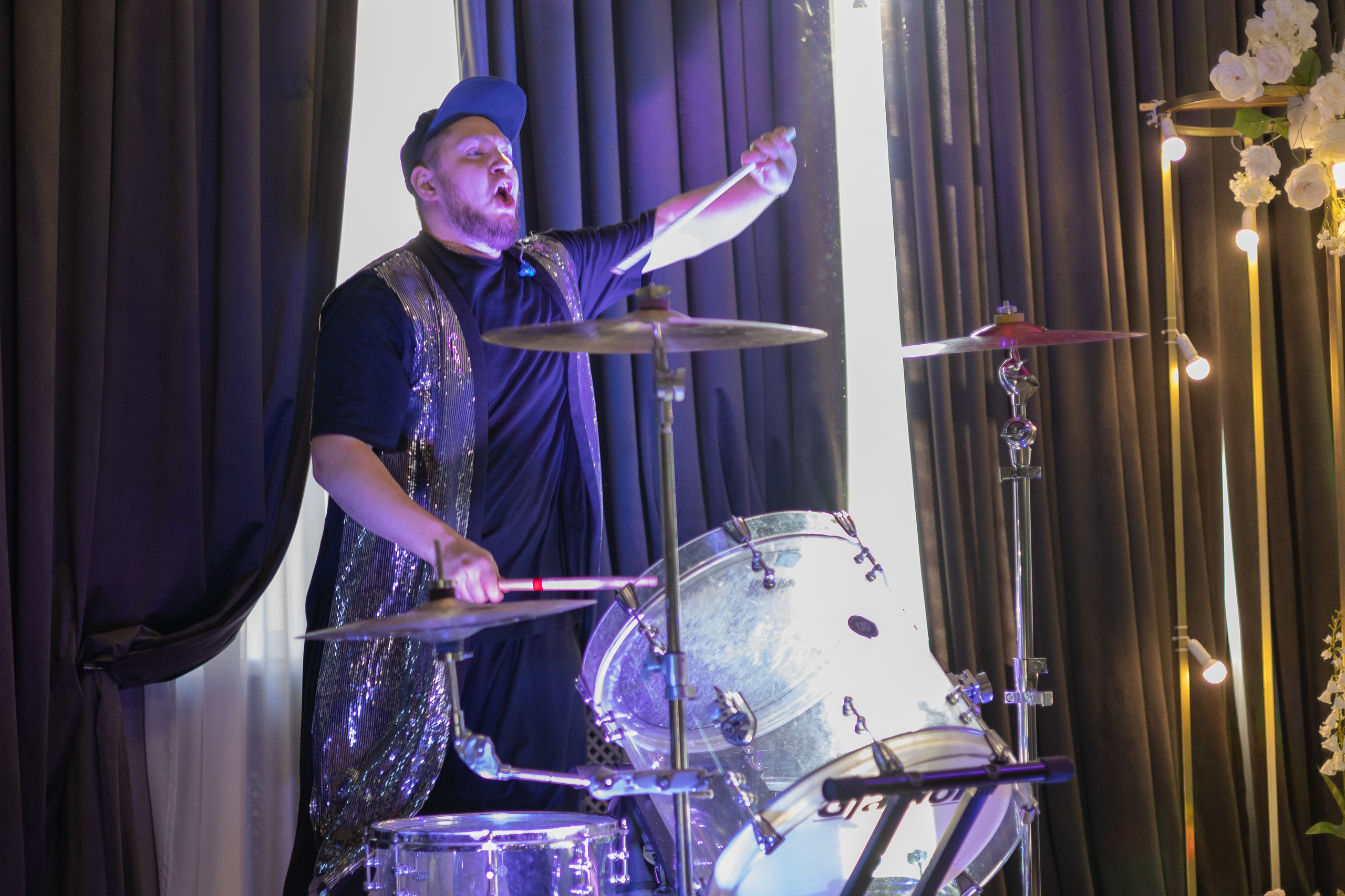 Свадебное чаепитие для молодоженов