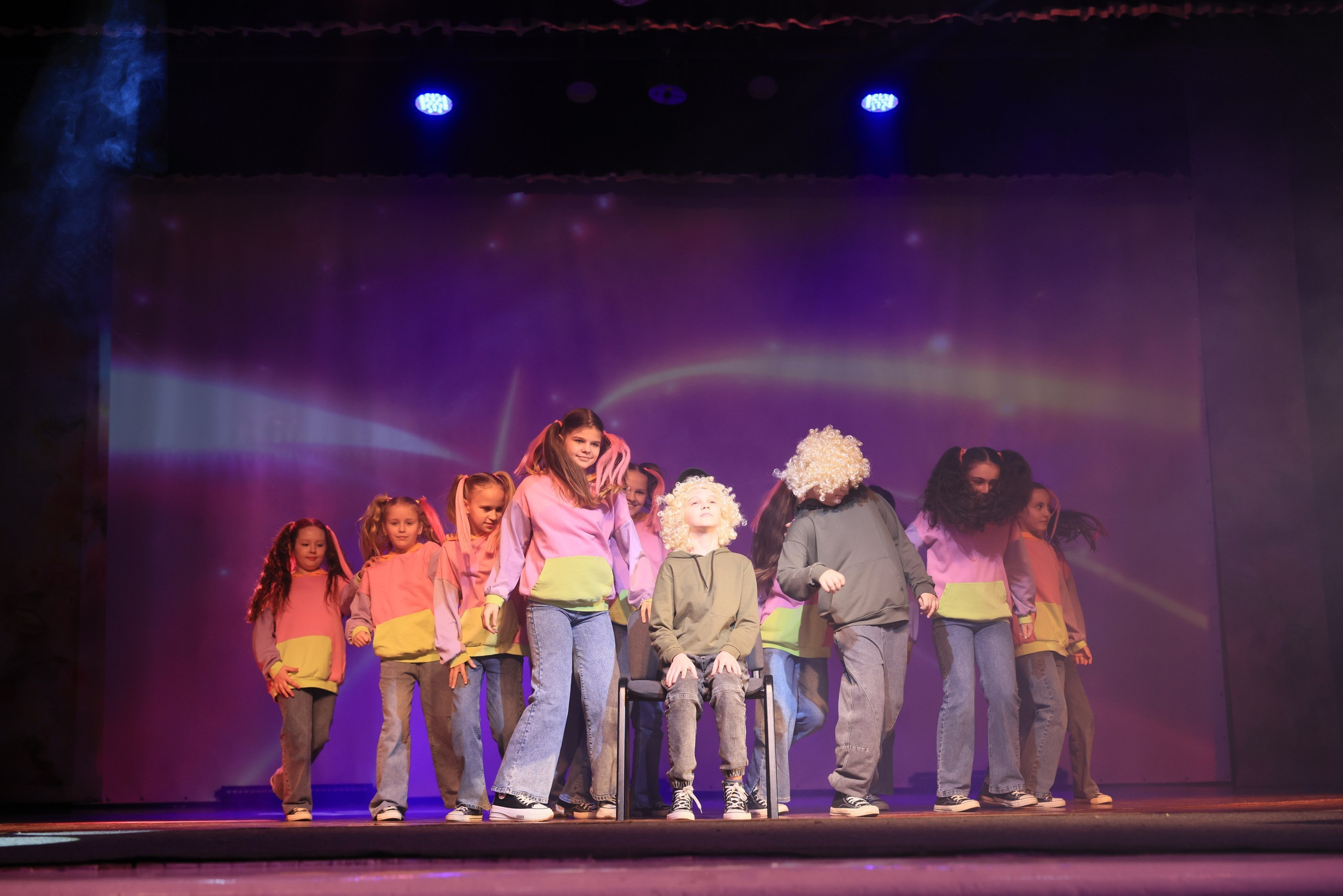 Концерт к 8 Марта в ДК «Металлург» г. Тула. Фотограф в Туле Крупский АнДРей. Фотостудия «КАДР71» в Туле