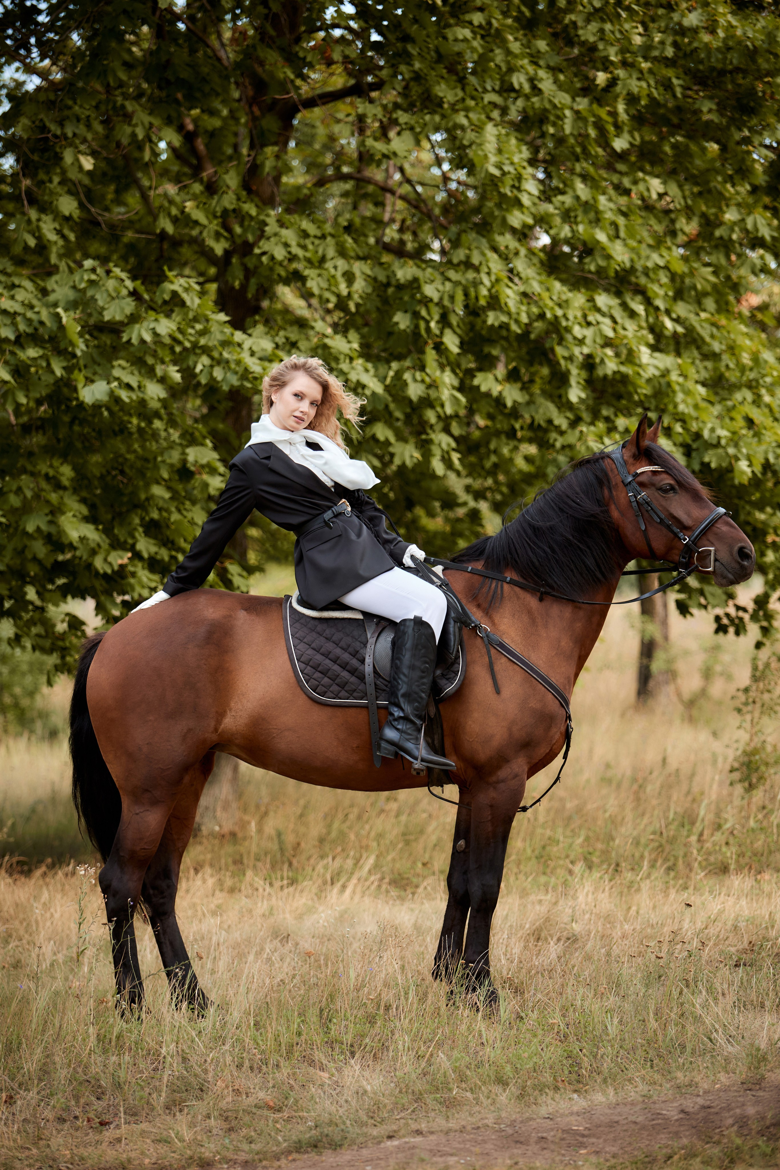 С ЛОШАДКОЙ. Фотограф Татаринов Андрей (Донецк / Макеевка)