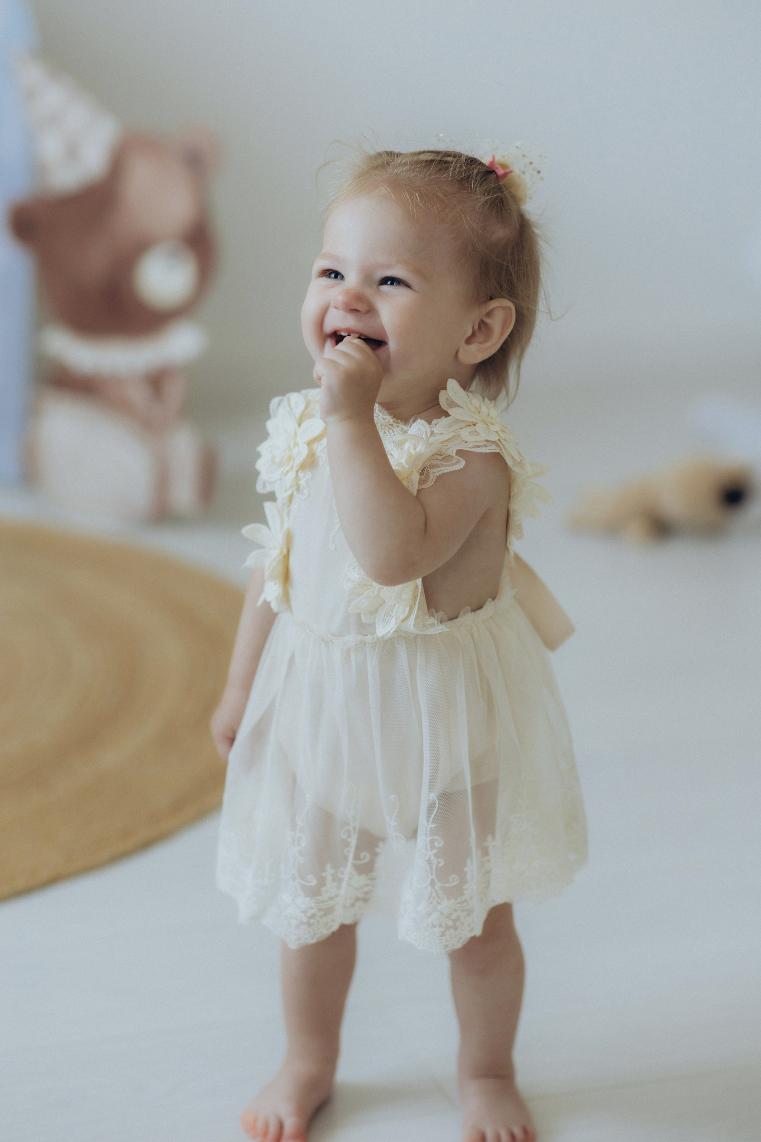 Полина с мамой. Фотограф на крещение в Рязани. Семейный фотограф