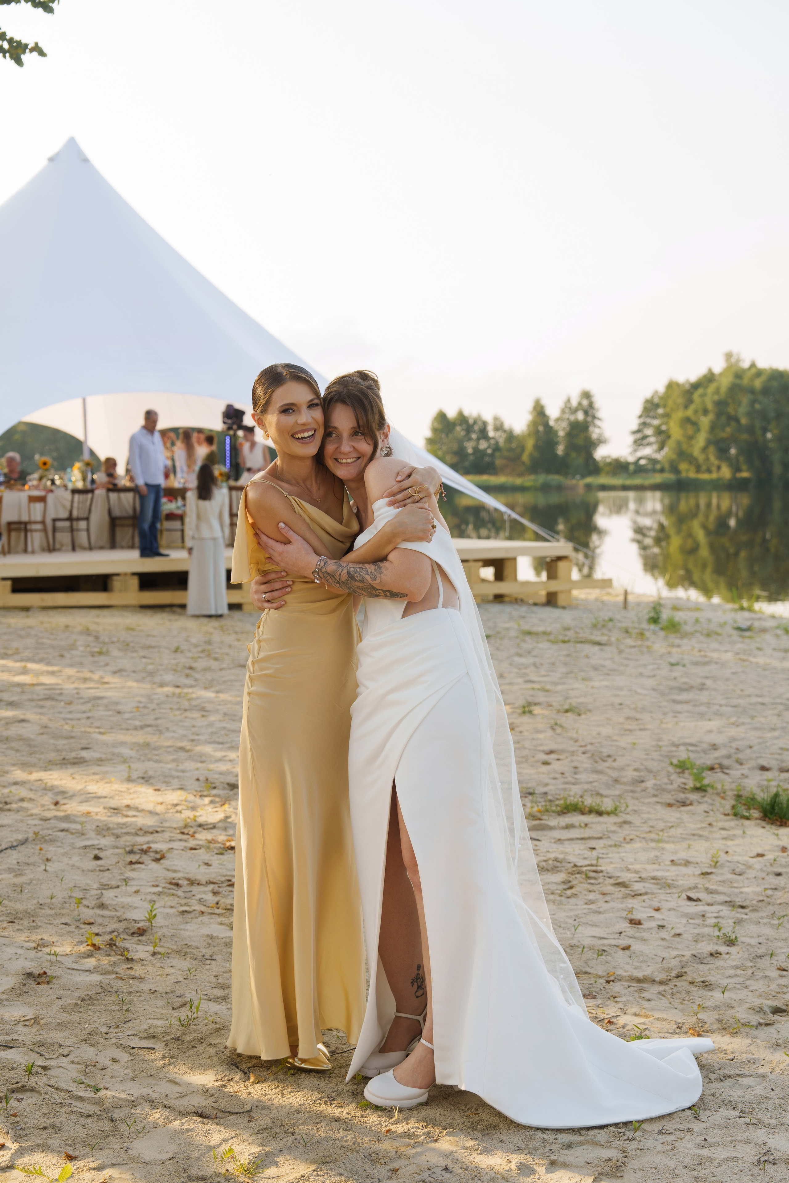 Михаил и Ольга (банкетная часть г. Брянск). Свадебный и репортажный фотограф Элина Козырьянова