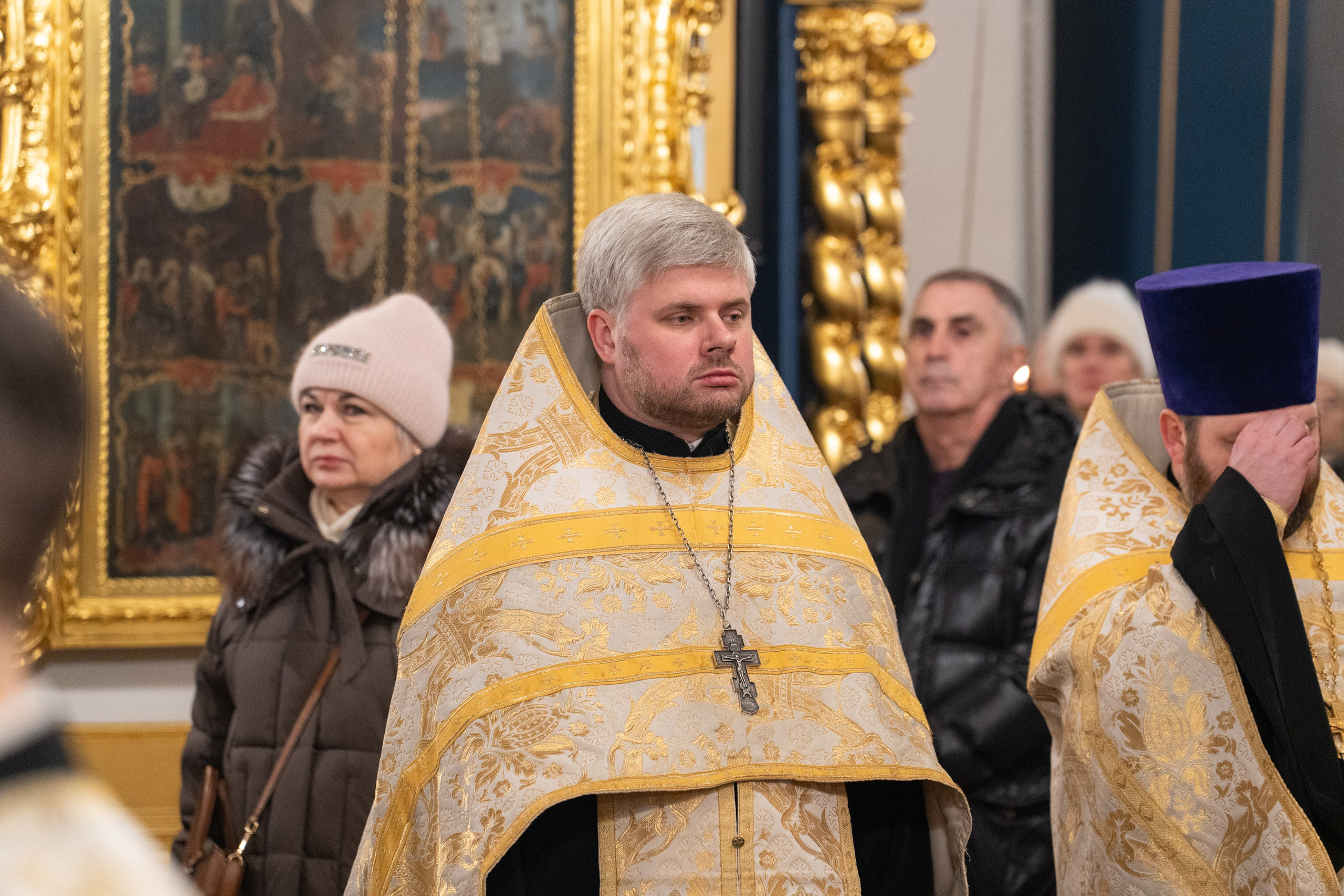 Праздничное бдение в Николо-Богоявленском морском соборе. НИКОЛО-БОГОЯВЛЕНСКИЙ МОРСКОЙ СОБОР