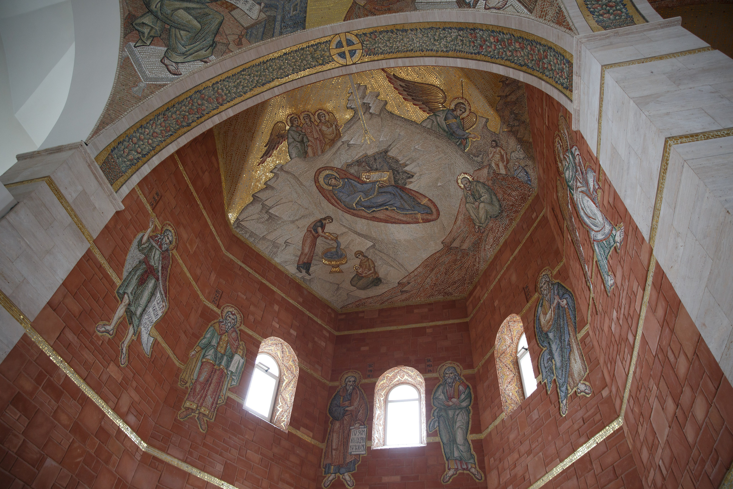 Успенский собор в монастыре Бештау. НИИКОРОВИН- мастерская мозаики и монументального искусства