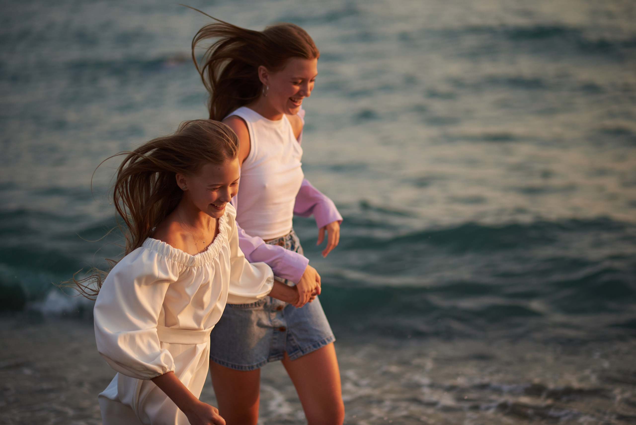 Семейные фотосессии в Сочи, Адлере, Сириусе, Красной поляне от профессионального фотографа. Фотограф для женщин и мужчин, контента для бизнеса в Сочи, Адлере, Красной поляне, Розе Хутор