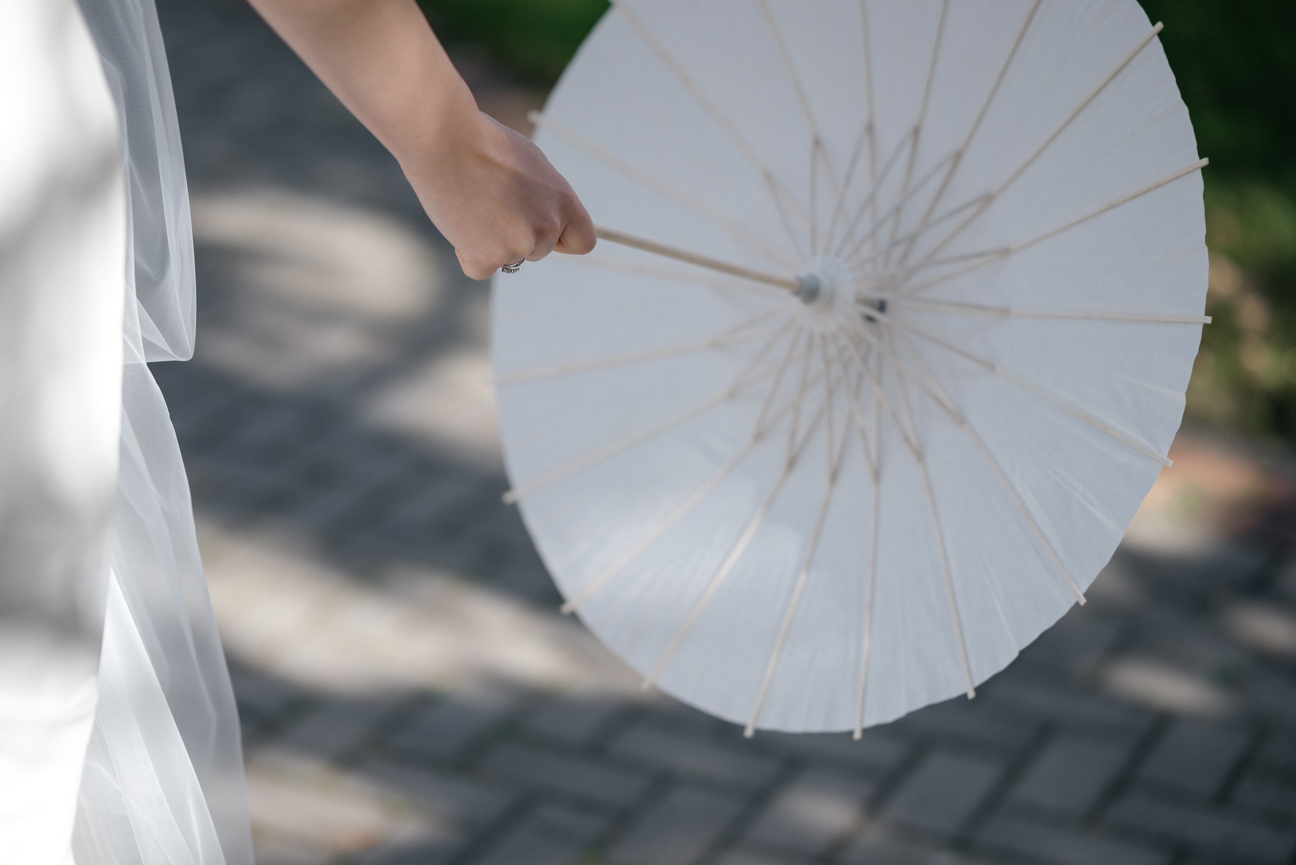 Wedding day in VERSAL PARK. Wedding PHOTOGRAPHER Andrew Vnukov
