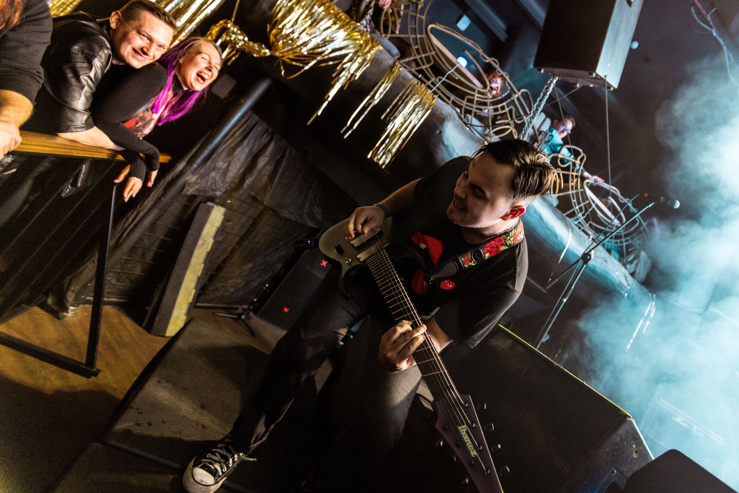 Рок-ёлка. Репортажный фотограф Екатеринбург | Яркий, качественный репортаж | Концерты, клубы, репортаж, праздники, корпоративы