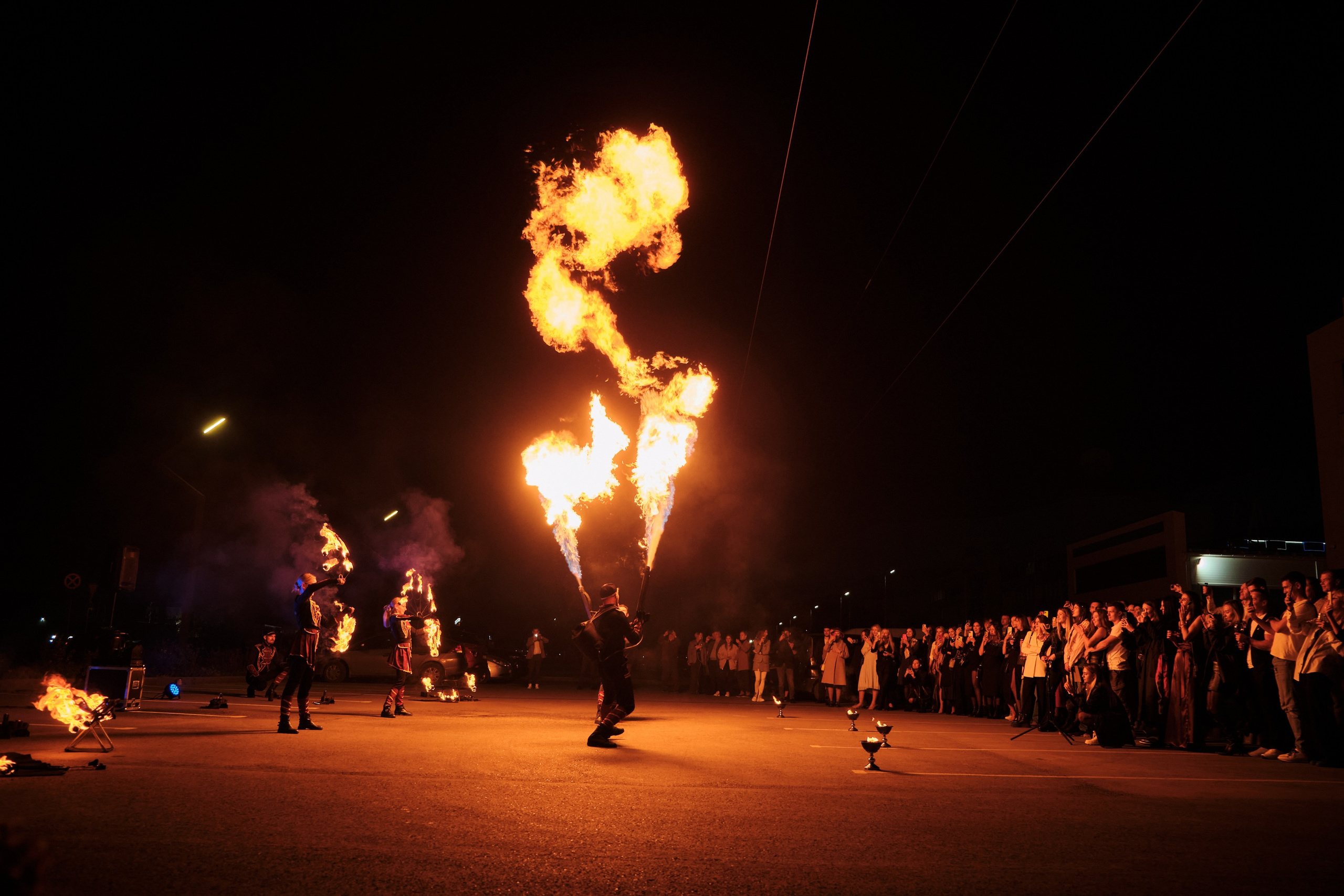 Открытие салона 100 градусов. Антон Ив