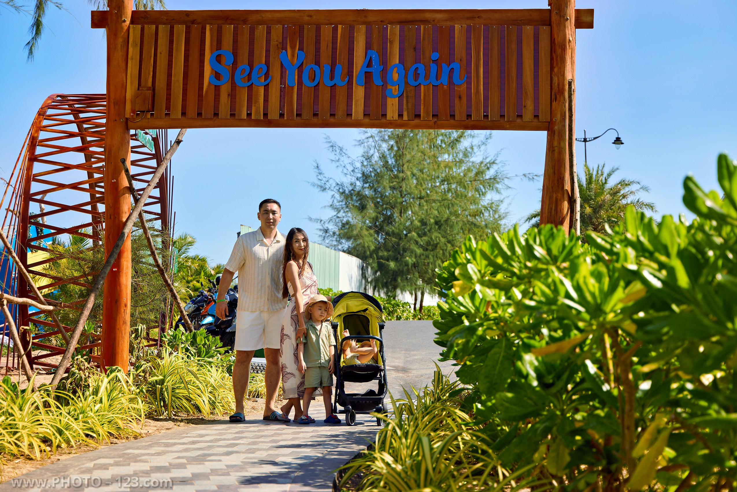 Grand World Phu Quoc Family Photography | Venice-Style Photoshoot. Photographer in Phu Quoc, Vietnam | Commercial & Lifestyle Photography