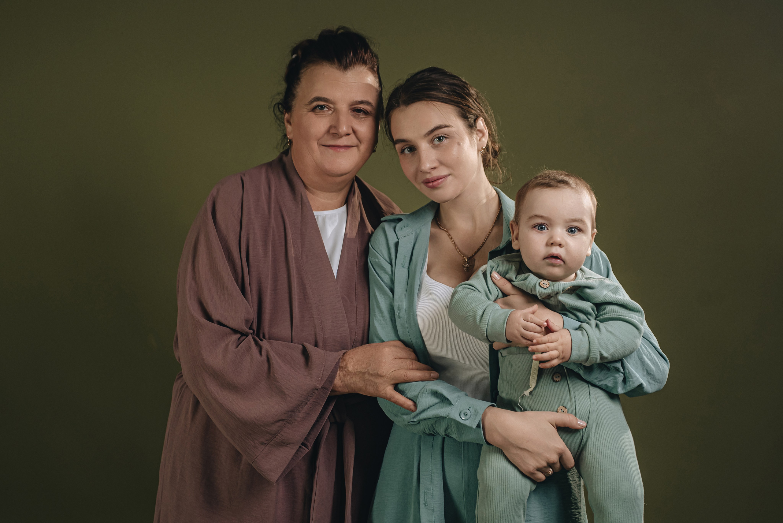 Семейная фисташковая