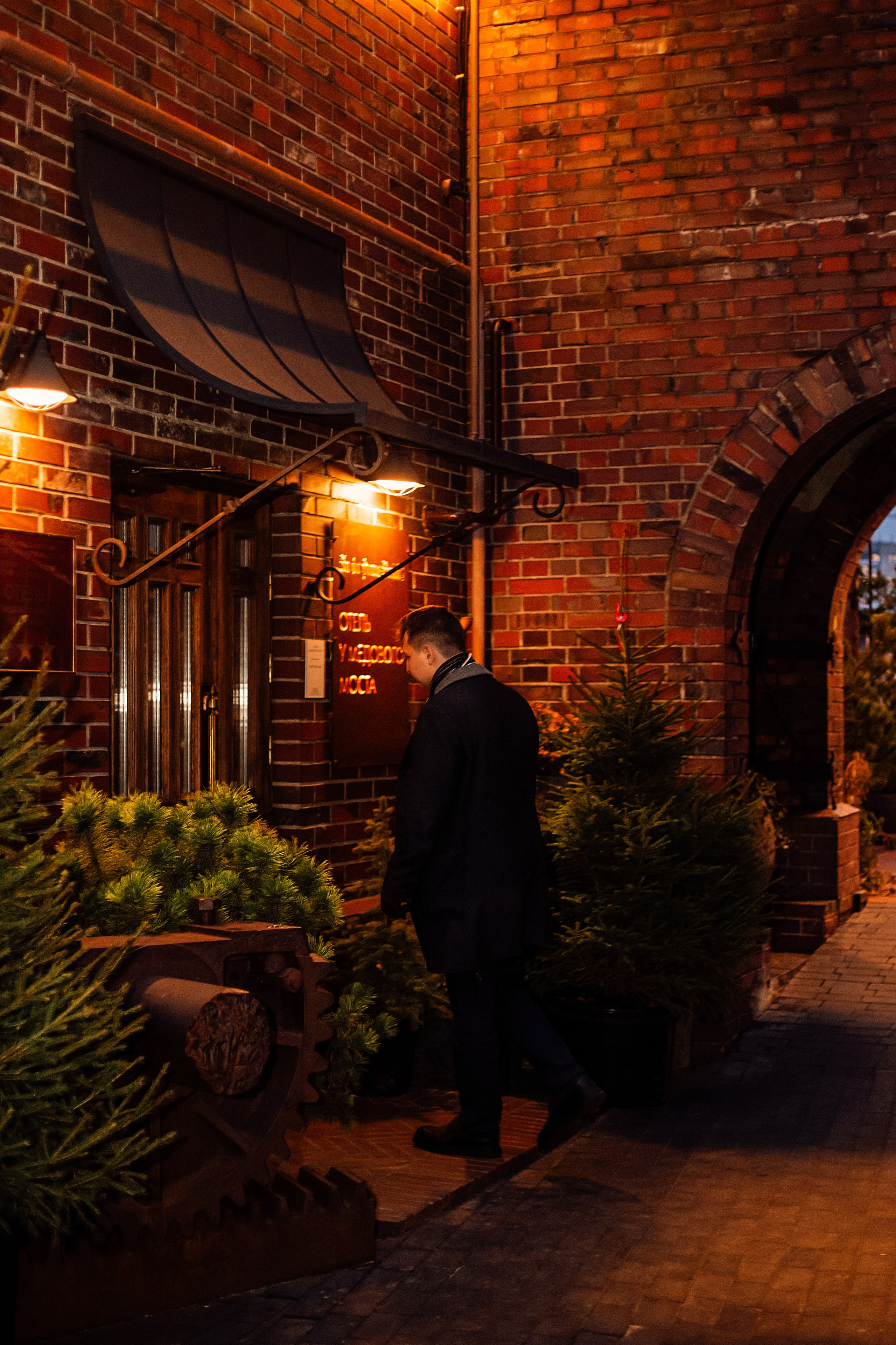 Денис. Https://malovafoto.ru