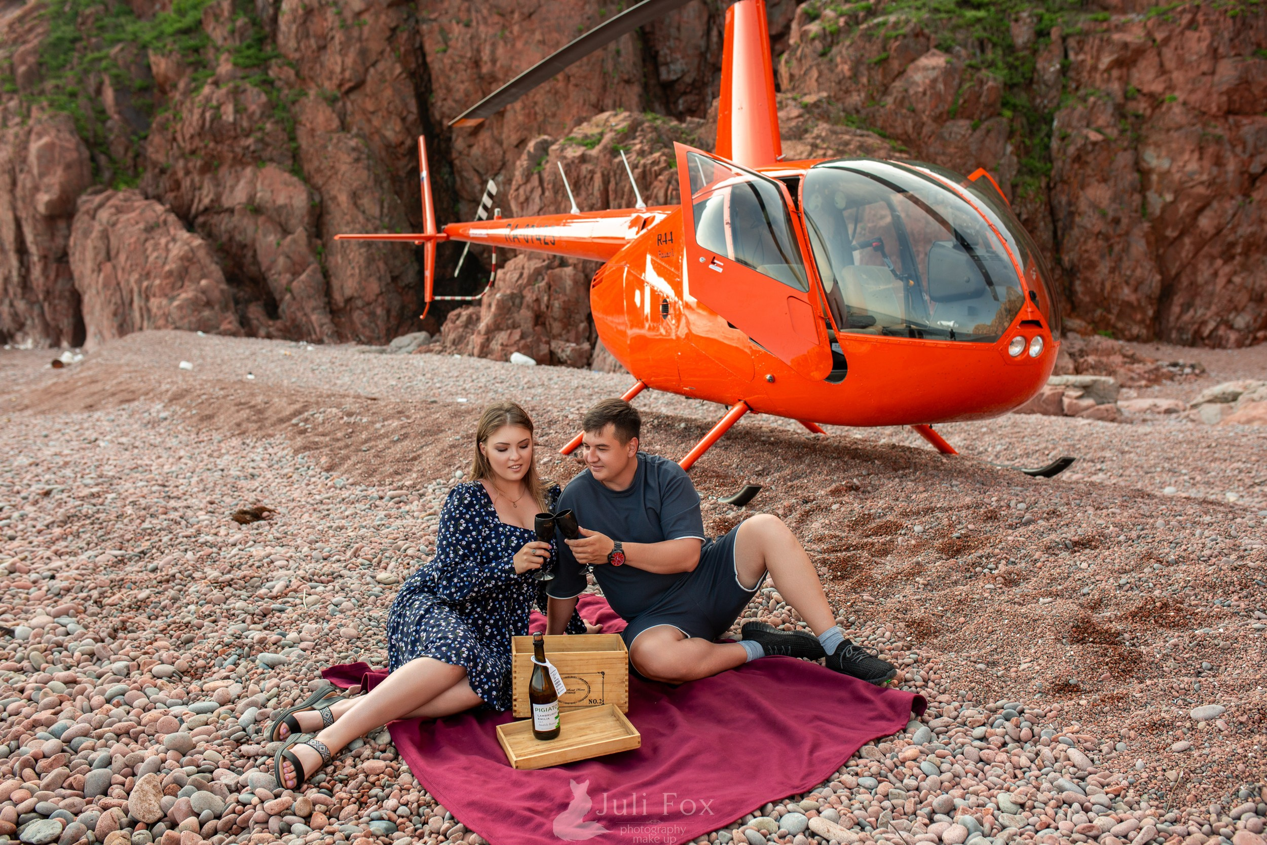 Фотосессия предложения руки и сердца во Владивостоке. Портретный, свадебный, репортажный фотограф во Владивостоке Юлиана Джули Фокс