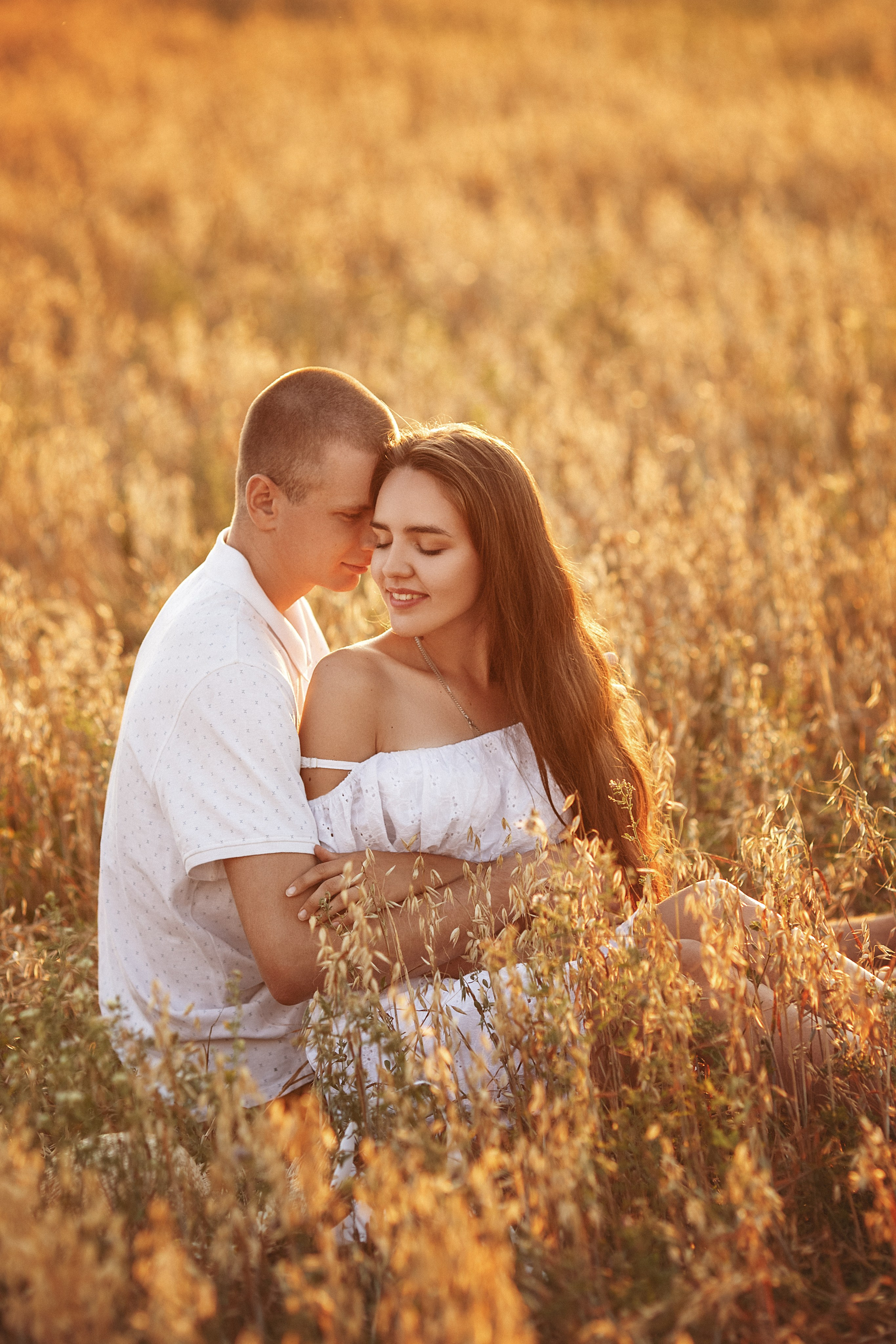 Фотосессия для влюбленных на природе в Москве. Профессиональный фотограф в Москве. Елена Шуваева