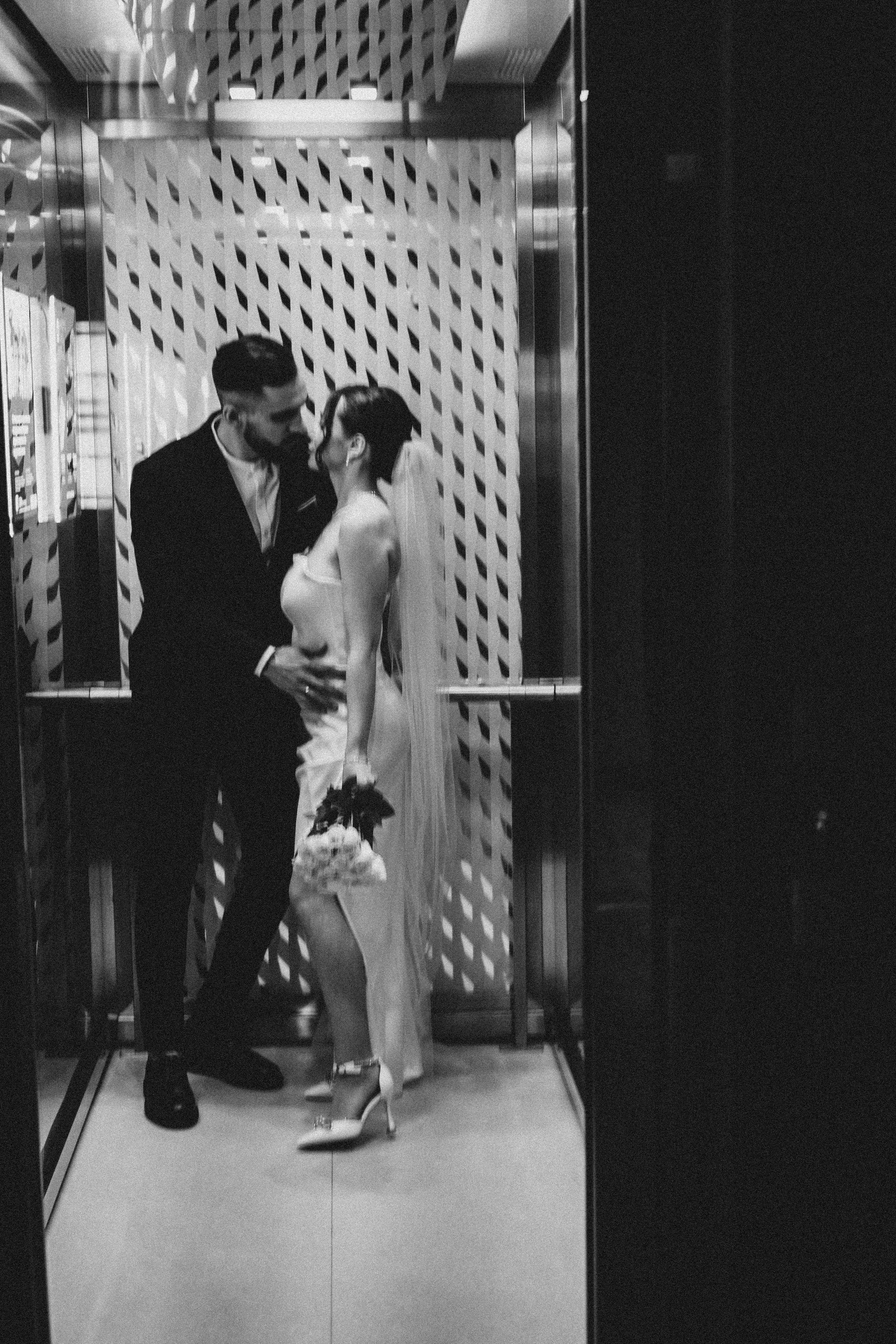 СВАДЕБНАЯ СЬЕМКА СБОРОВ ЖЕНИХА И НЕВЕСТЫ В ОТЕЛЕ И ТАКЖЕ ФОТОСЕССИИЯ В ОТЕЛЕЕ МЕГАПОЛИС БРЯНСК. Профессиональный фотограф, Санкт-Петербург — Виктория Богомолова