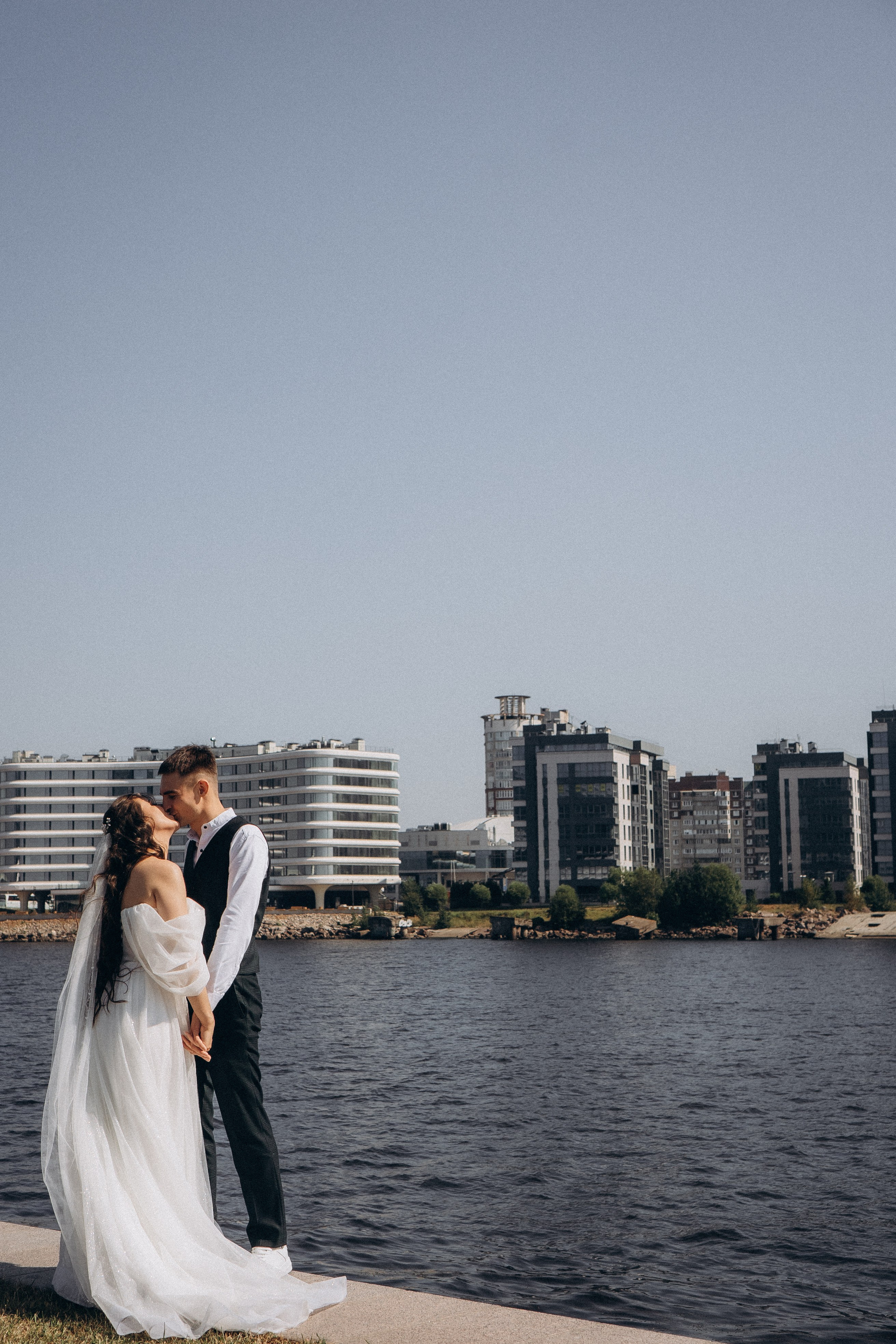 СВАДЕБНАЯ СЬЕМК В ПАРКЕ 300-ЛЕТИЯ. Профессиональный фотограф, Санкт-Петербург — Виктория Богомолова