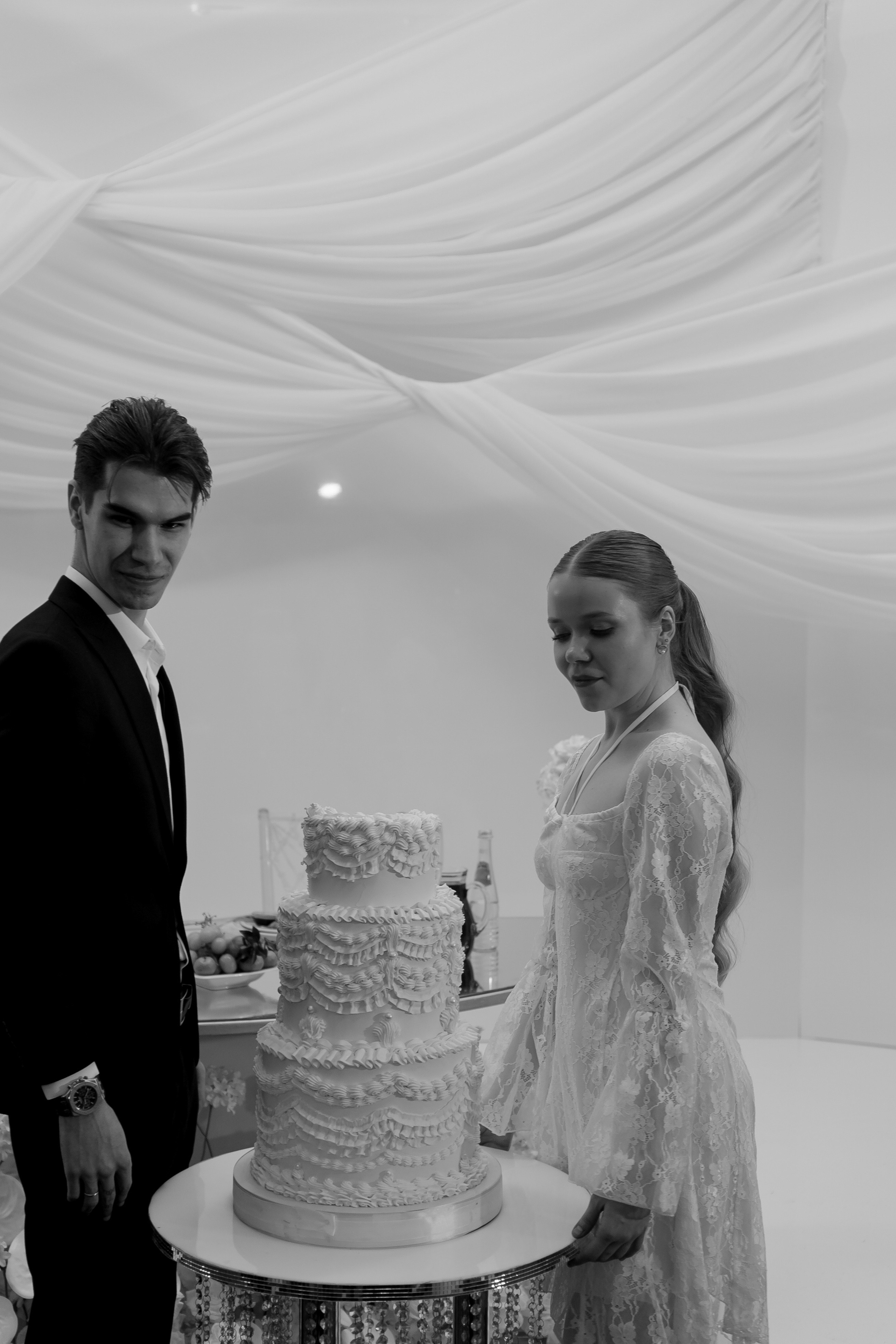 СВАДЕБНАЯ СЬЕМКА СБОРОВ В ОТЕЛЕ И ВЫЕЗД НА ЦЕРЕМОНИЮ (СНЯТО В СИБИРЕ В НИЖНЕВАРТОВСКЕ). Профессиональный фотограф, Санкт-Петербург — Виктория Богомолова