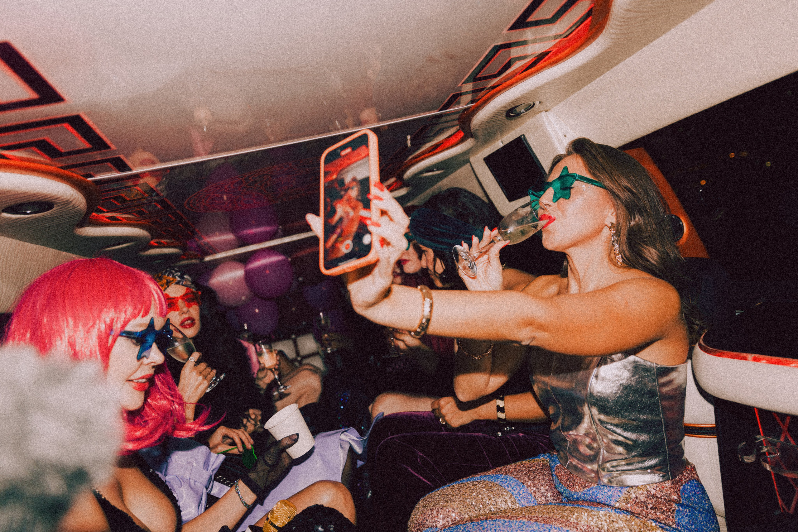 Happy Birthday (в стиле Studio 54). Свадебные фотографы в Гомеле и Минске Сергей и Анастасия Фещенок