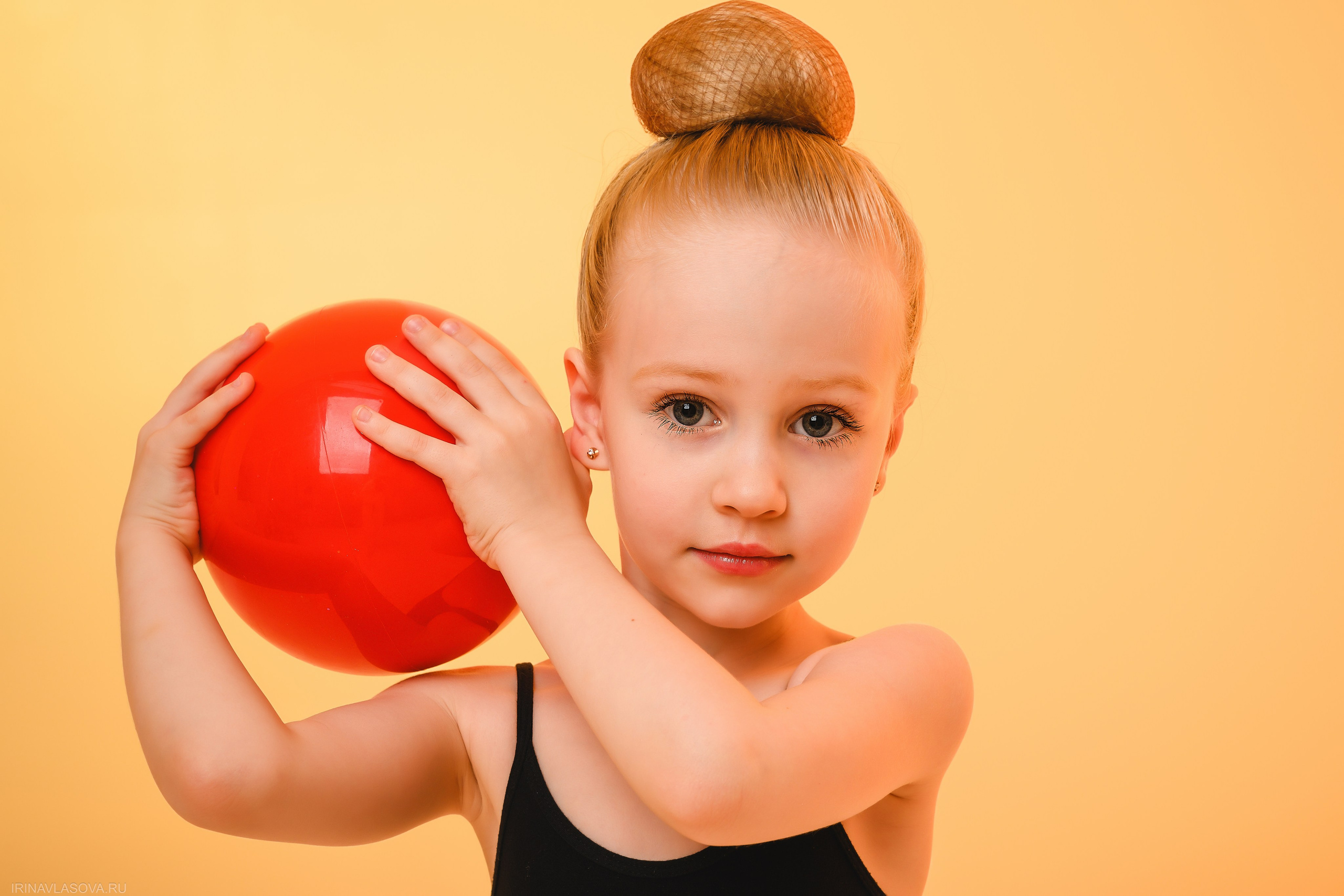 Девичий портрет маленькие артисты (дети 4-8 лет). Спортивный и портретный фотограф