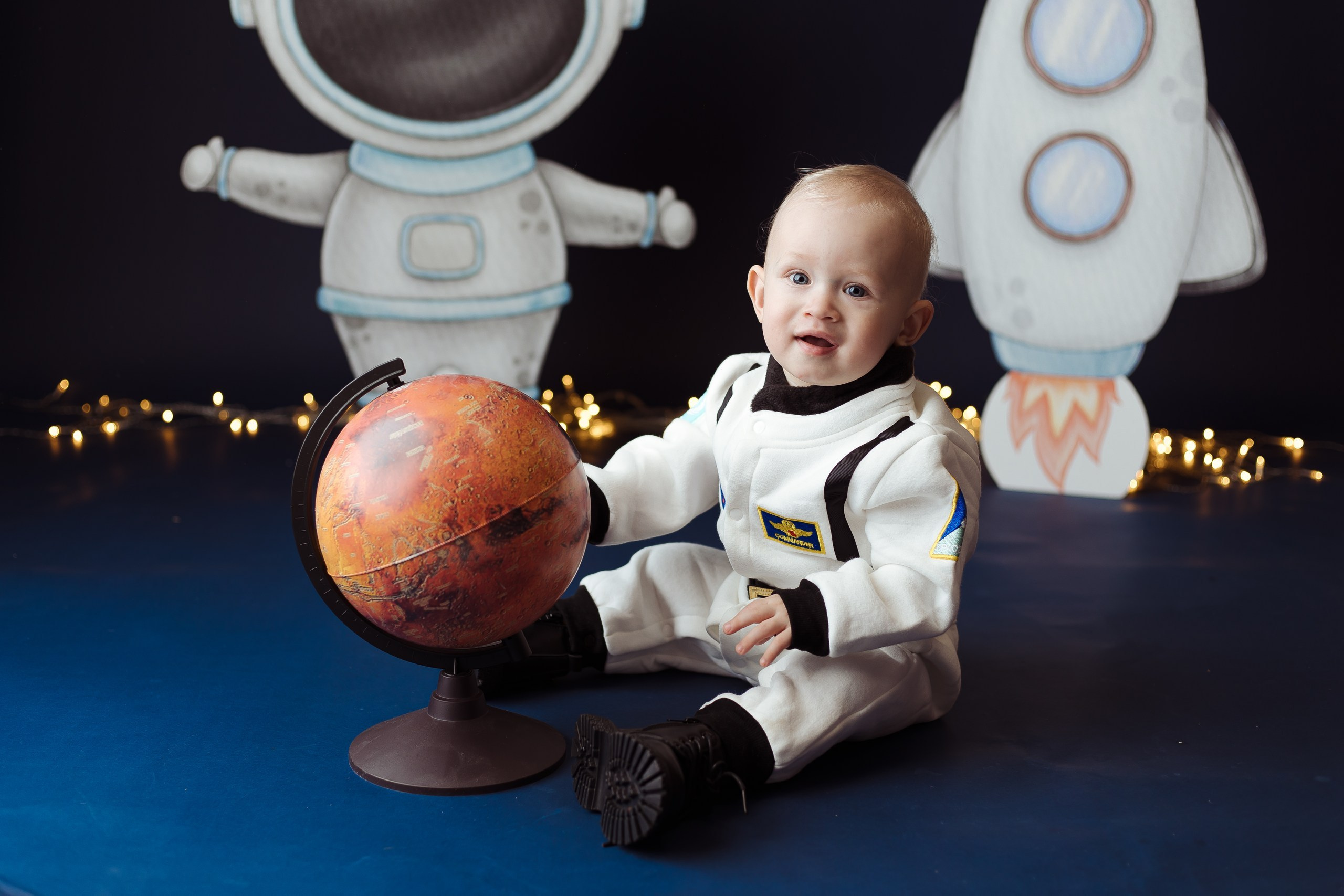 Тематические образы. Фотограф беременности, новорожденных Москва. годики под ключ