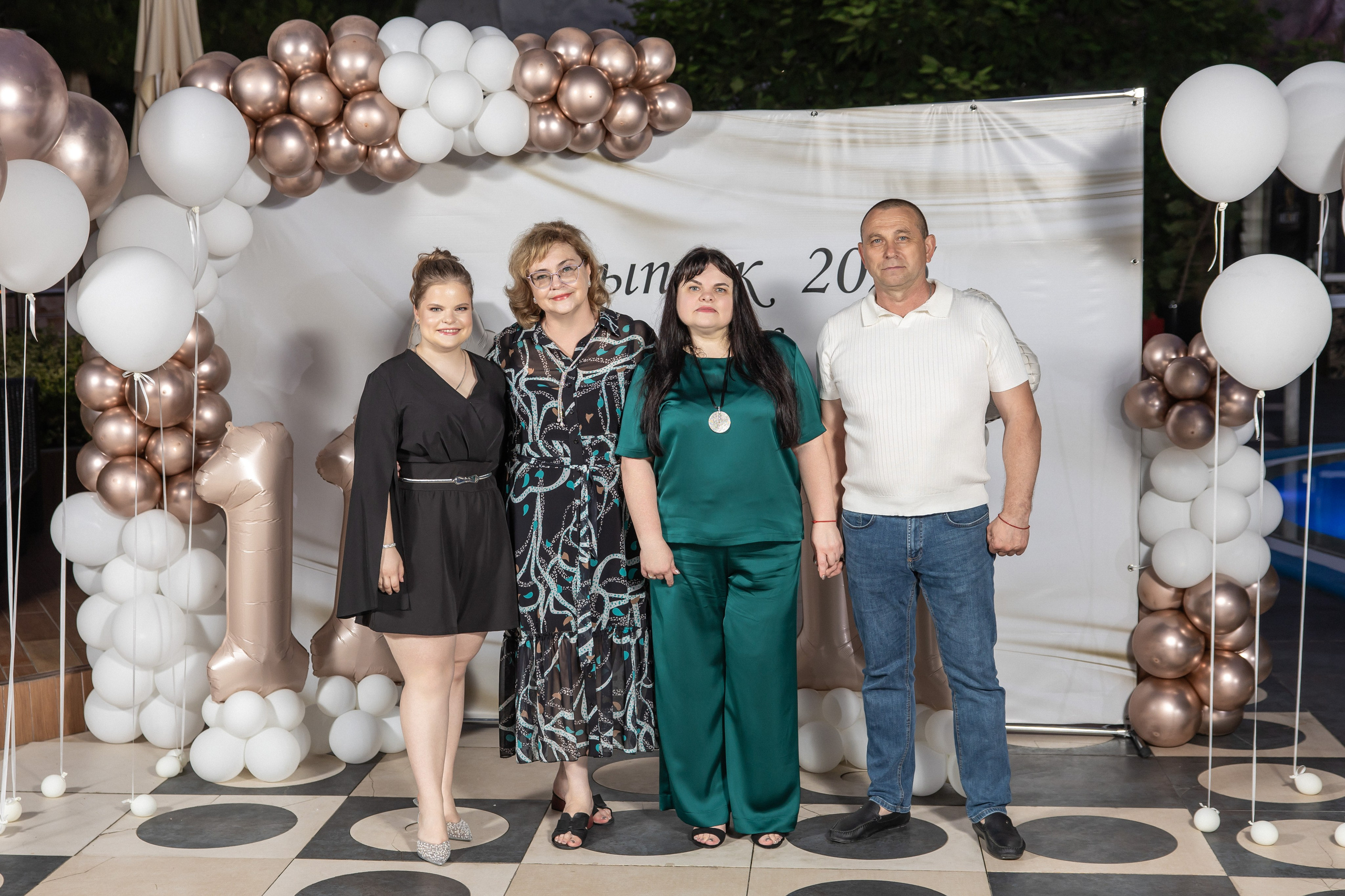 Выпускной 3 школа 25 год. Семейный и свадебный фотограф в Геленджике Михаил Шматов