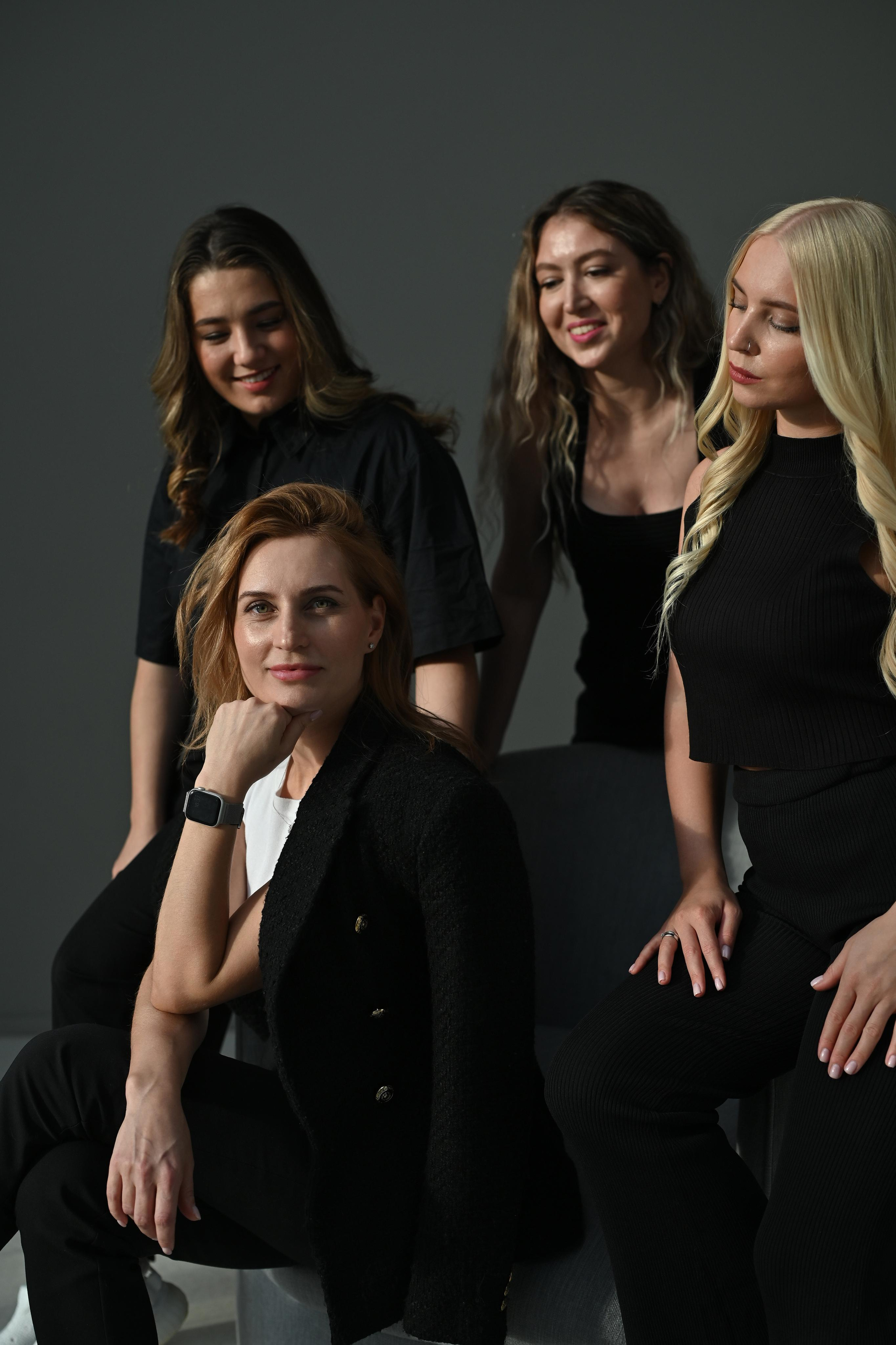 Съёмка команды Nail-студии. Semerlina.ru