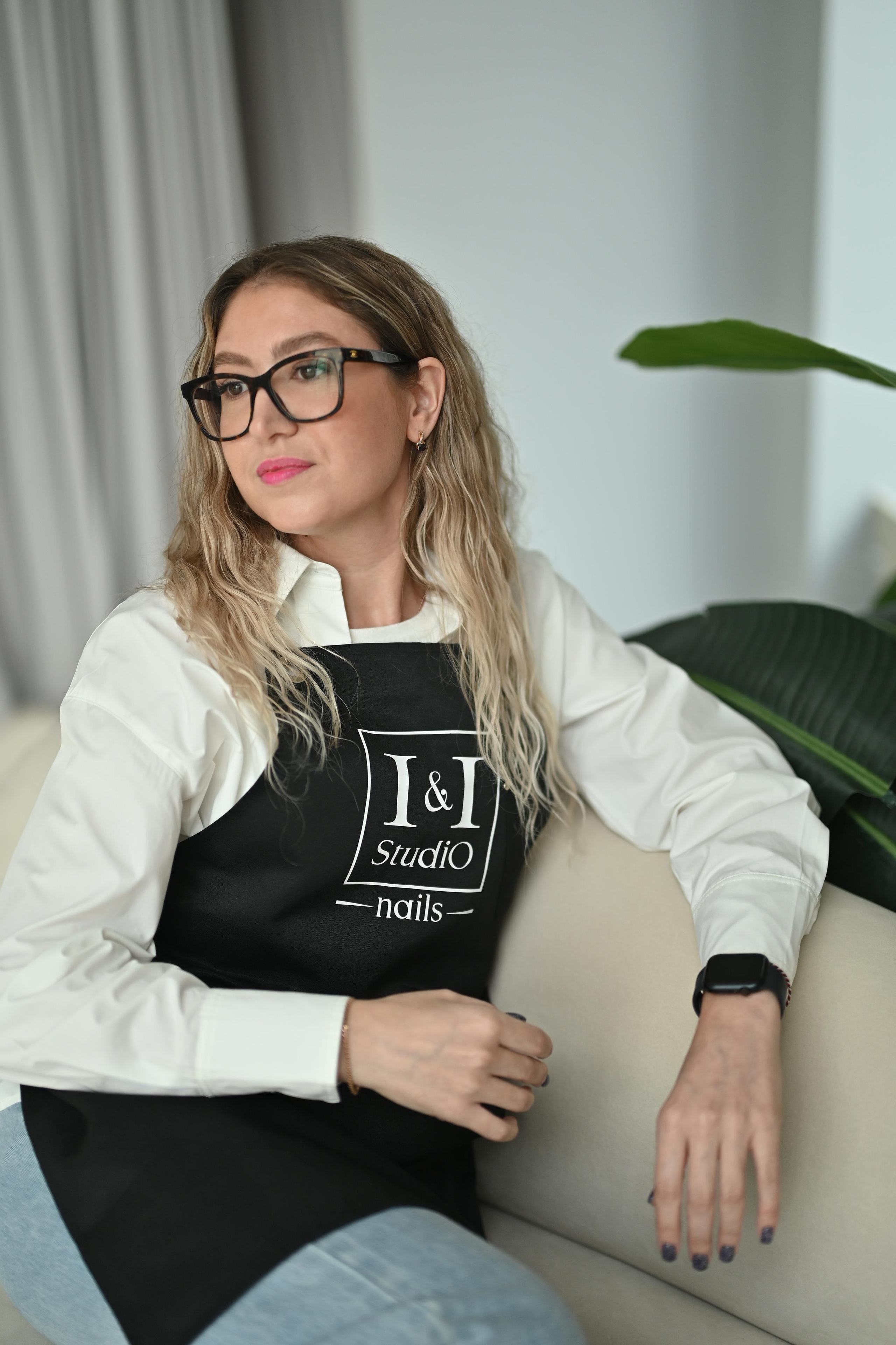 Съёмка команды Nail-студии. Semerlina.ru