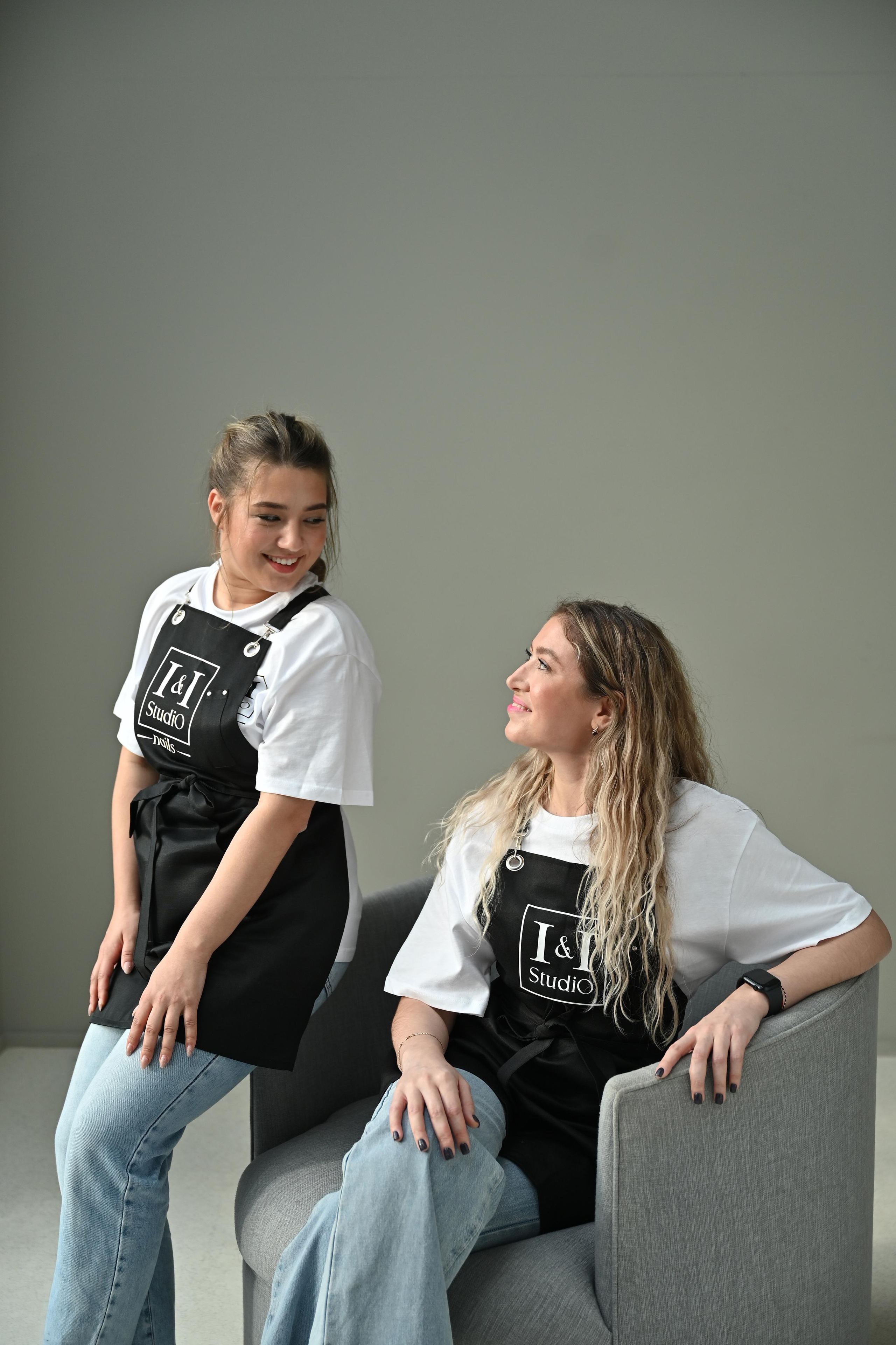 Съёмка команды Nail-студии. Semerlina.ru