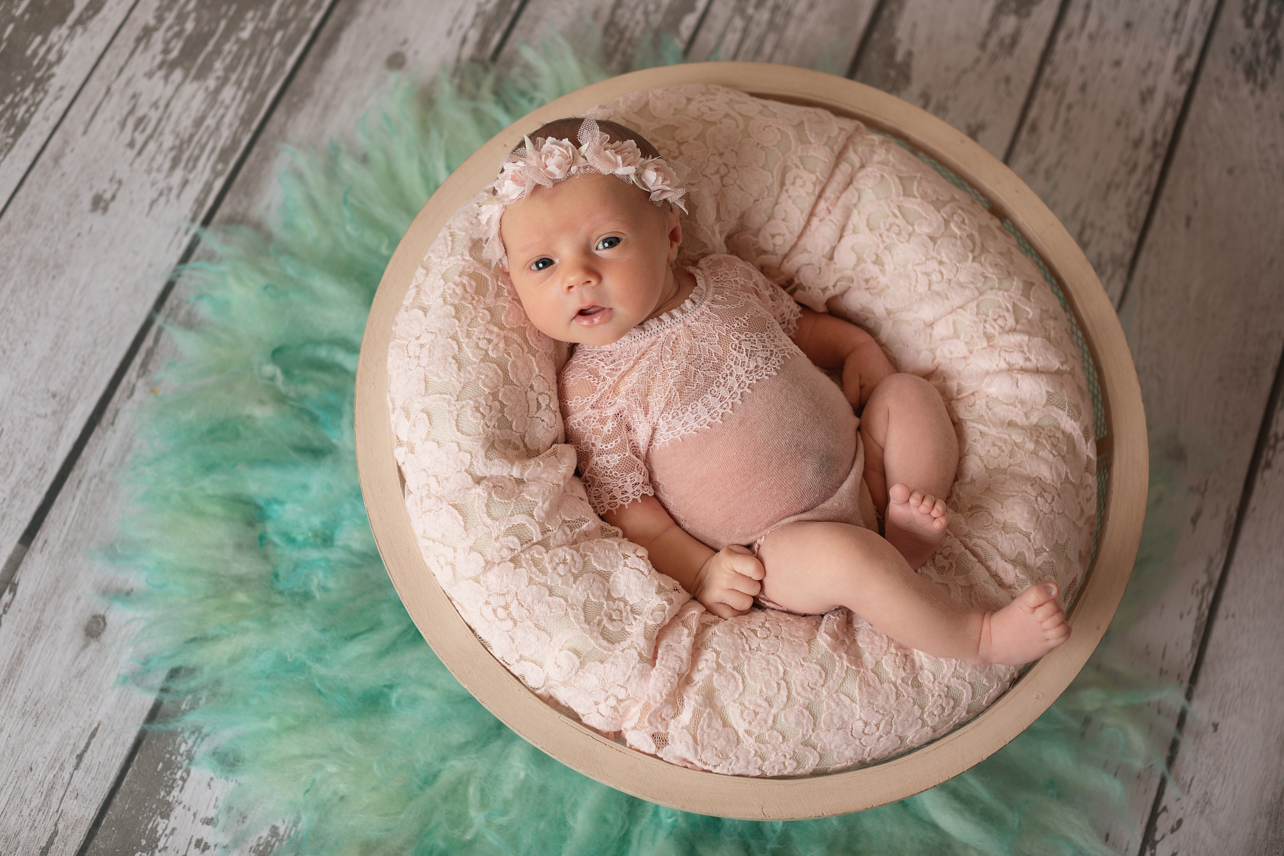 PH @bestmoments_newborn. Retoucher Aleksmokh