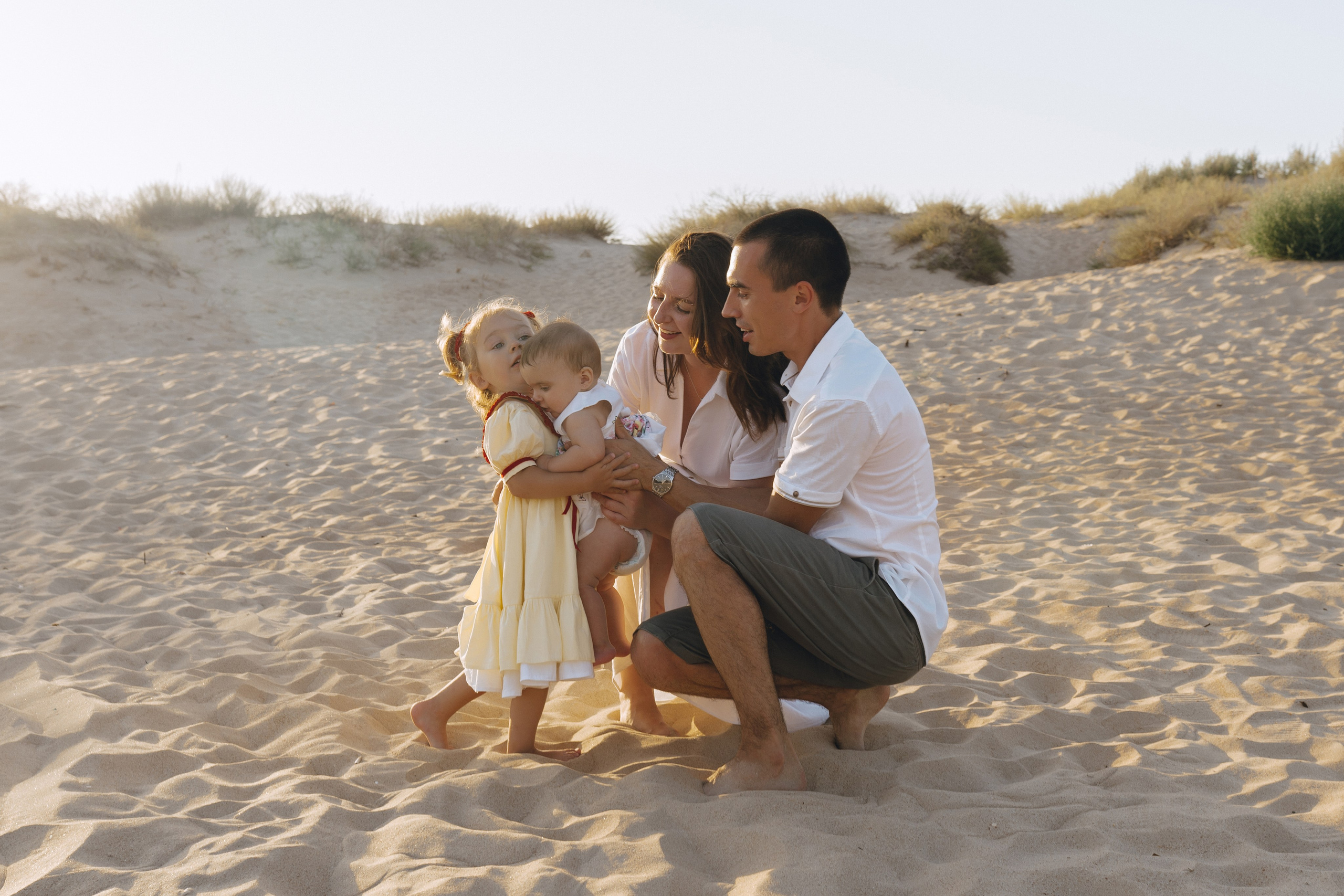 Семейная любовь и морские пейзажи — фотосессия в Анапе, Новороссийске, Кучугурах и других курортах