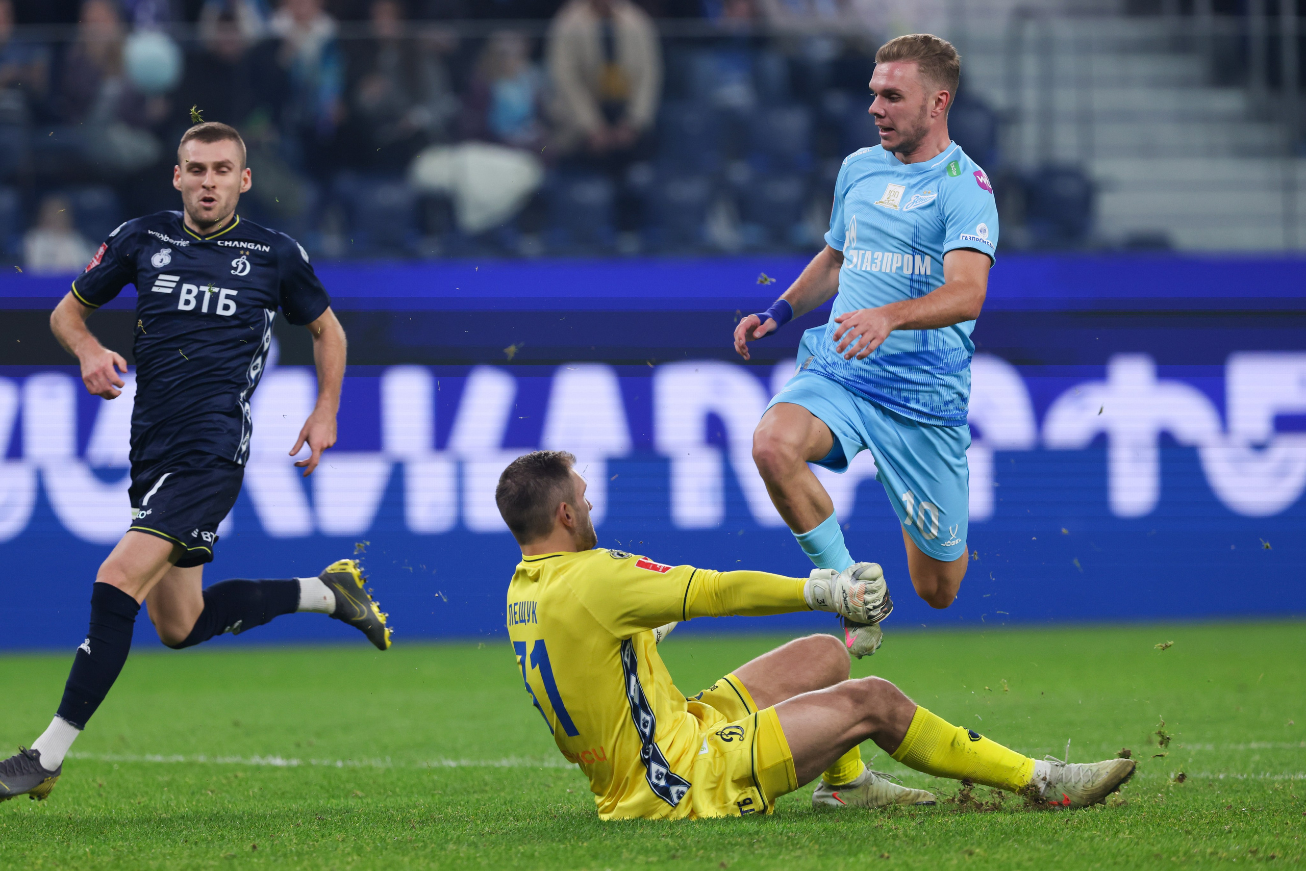 ФК «Зенит — ФК «Динамо» Москва 05.11.2025. Спортивный и репортажный фотограф Антон Тереханов