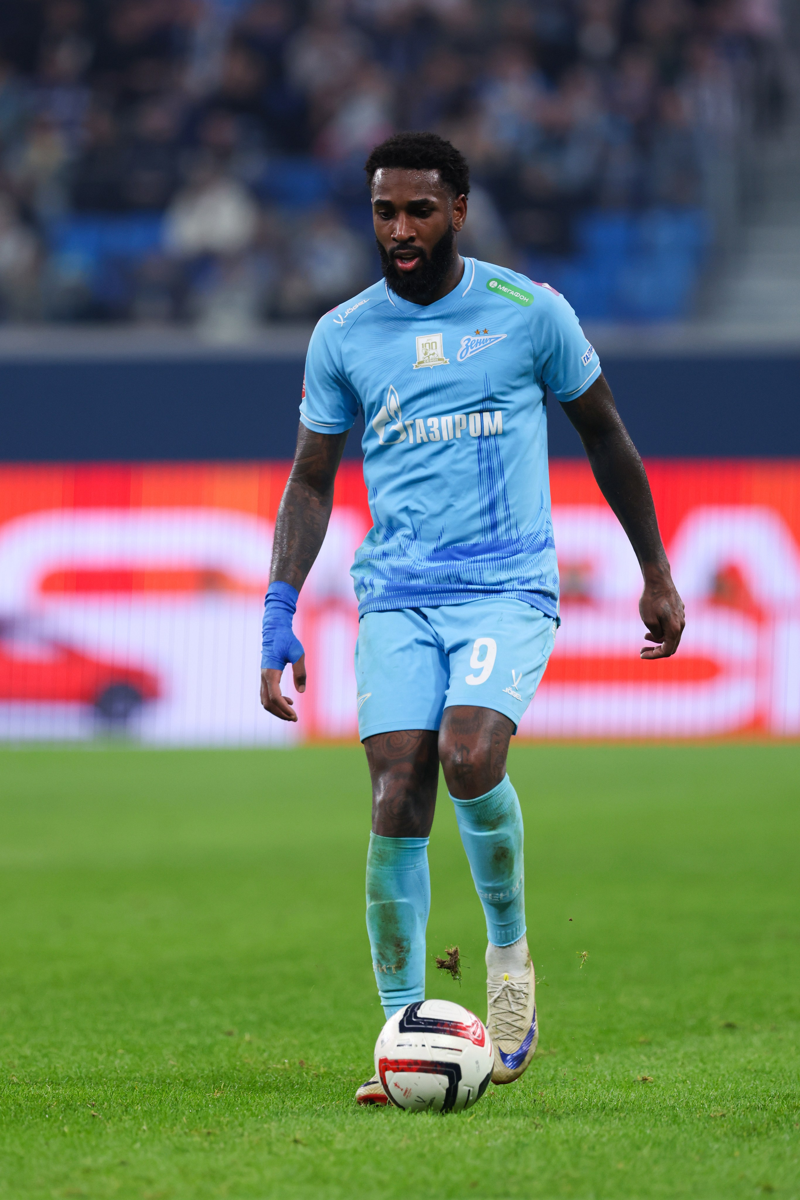 ФК «Зенит — ФК «Динамо» Москва 05.11.2025. Спортивный и репортажный фотограф Антон Тереханов