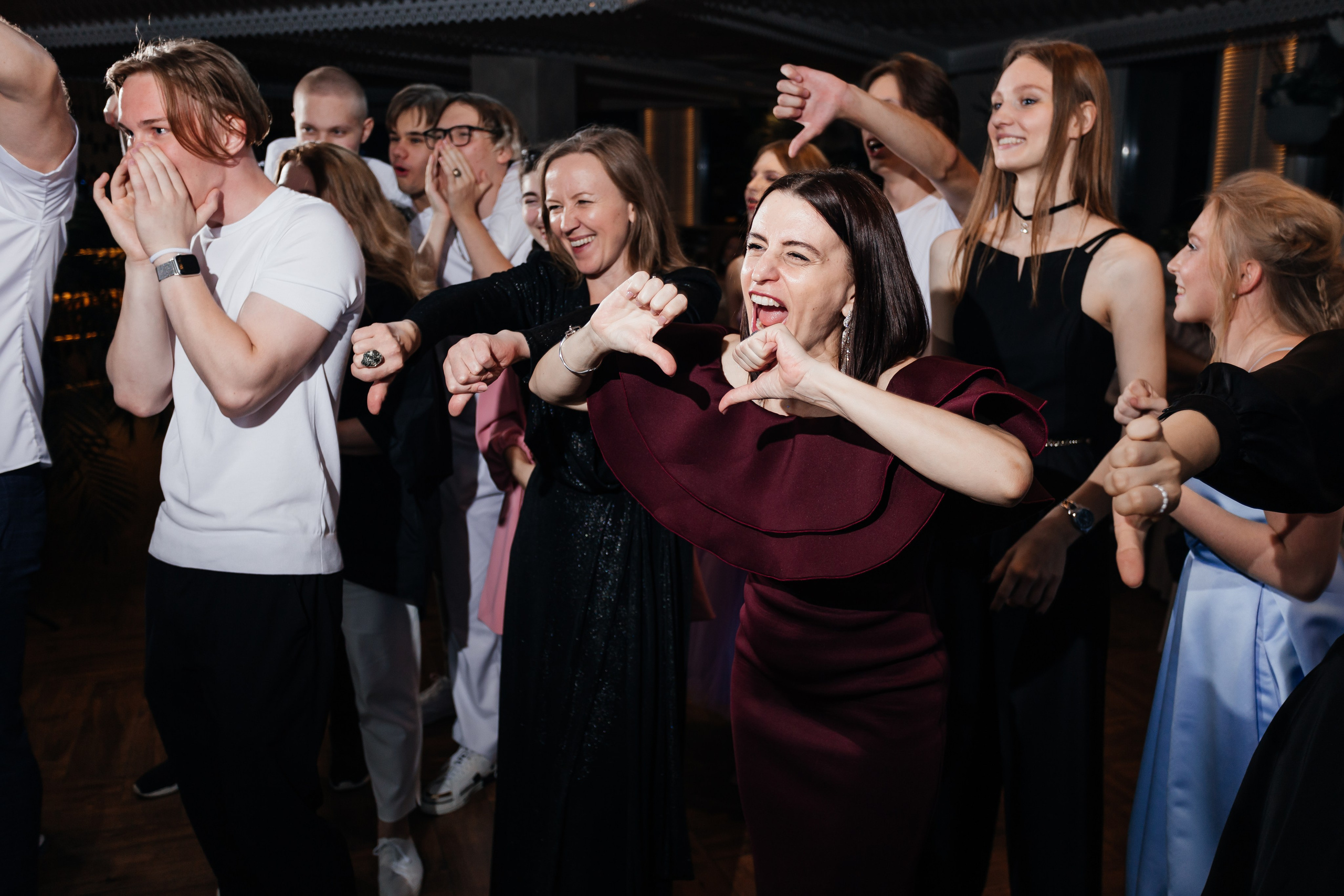 Выпускной 11 «А». Школа № 42. Свадебный фотограф в Краснодаре Николай Крауз