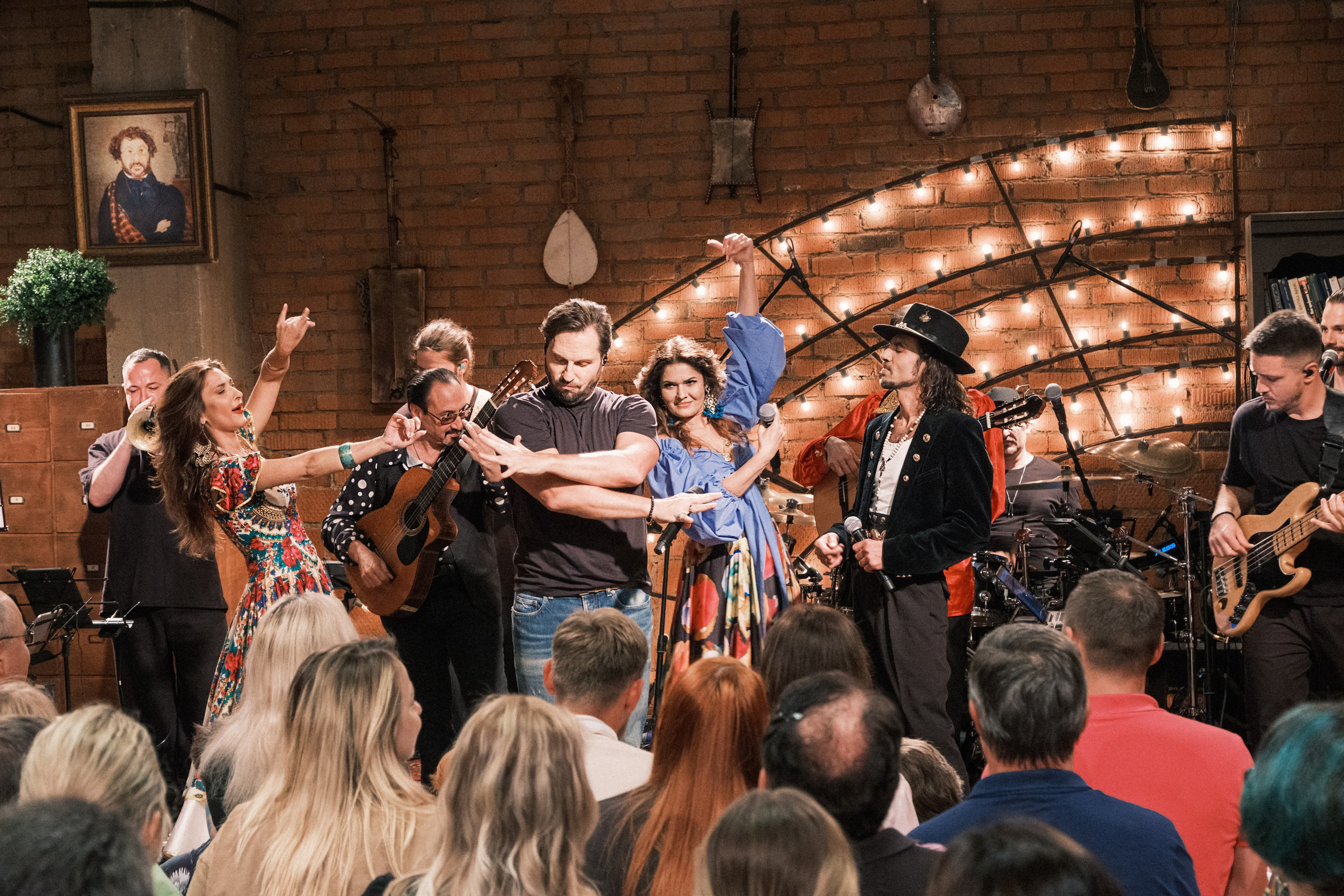 Квартирник у Маргулиса. Александр Ревва (Артур Пирожков). Профессиональный фотограф в Москве и МО Денис Кулешов