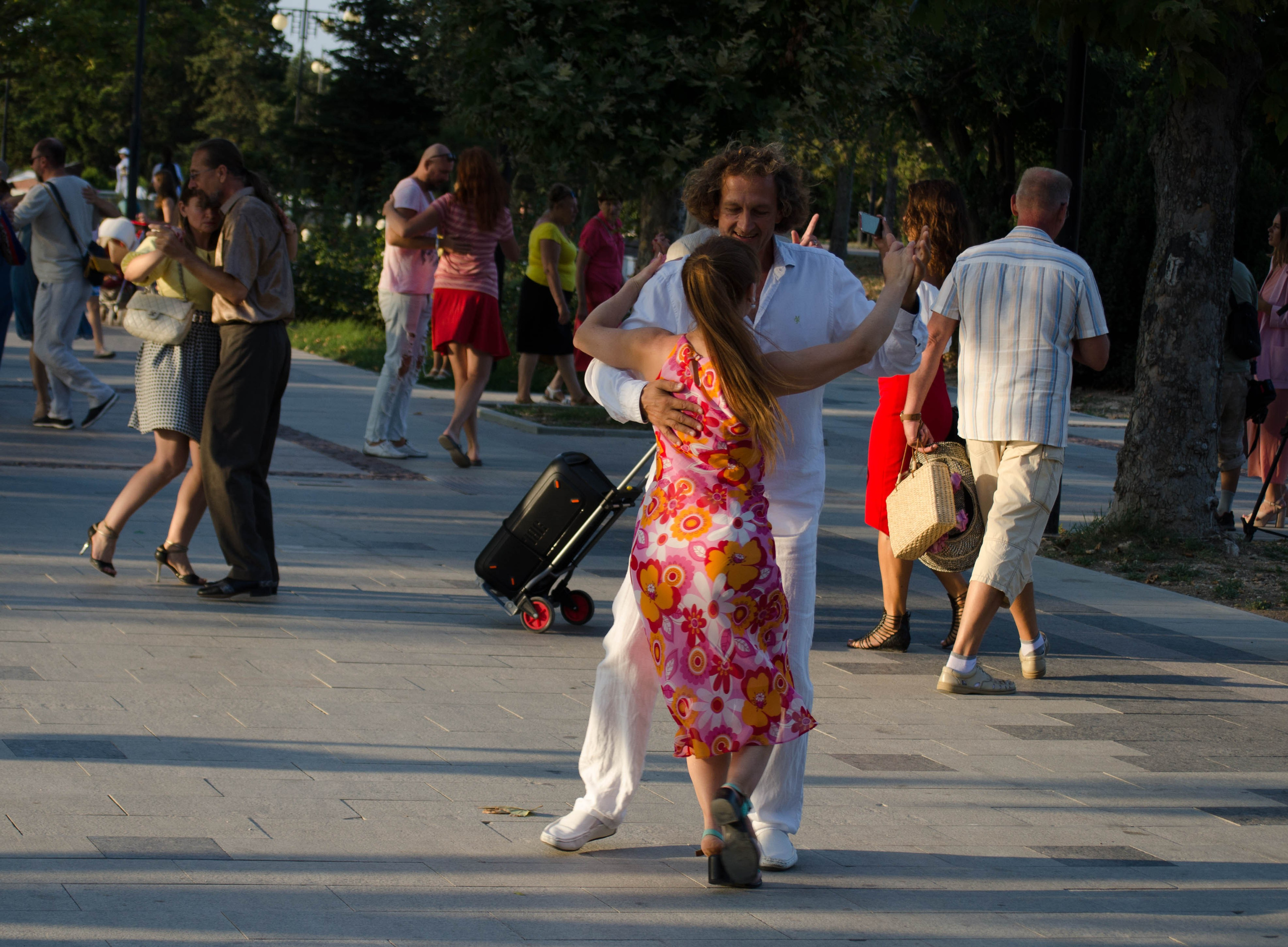 Фотограф на ваше мероприятие в Крыму | Съемка милонг и фестивалей | Илья Желдак. Профессиональная фотосъемка в Крыму. Натуральные эмоции и живые кадры. Забронируйте дату прямо сейчас!