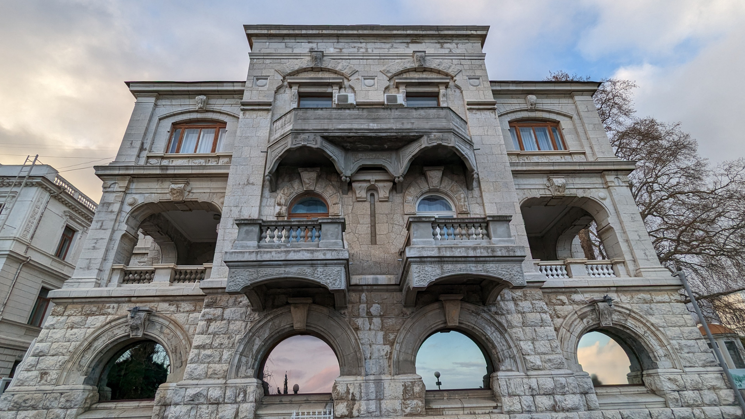 Топ локаций для фотосессии в Крыму - советы от фотографа. Профессиональная фотосъемка в Крыму. Натуральные эмоции и живые кадры. Забронируйте дату прямо сейчас!